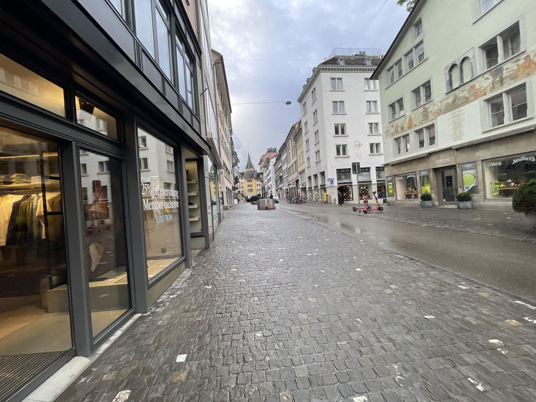 Street view of Zürich (Kreis 1)