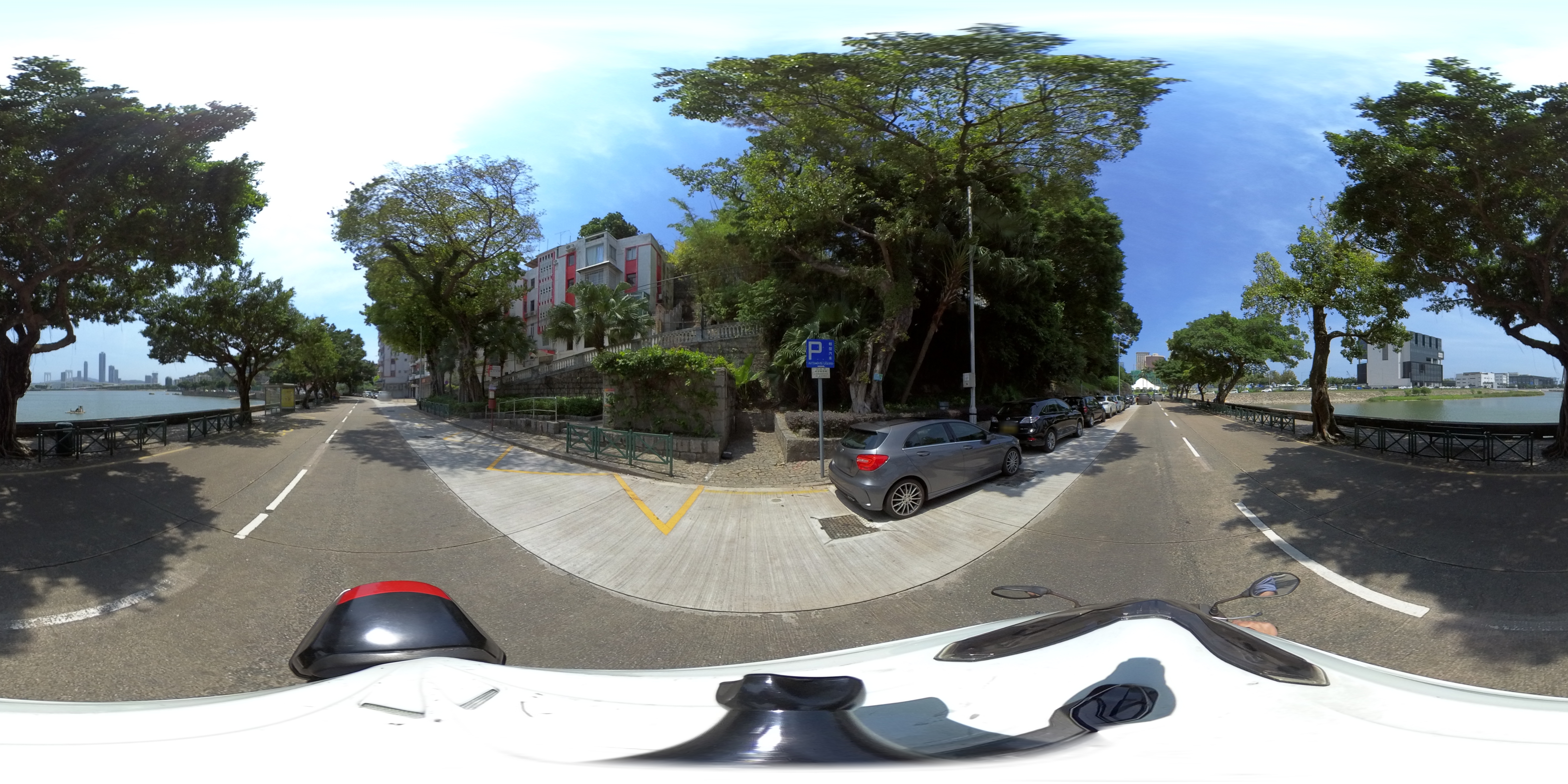 Street view of São Lourenço