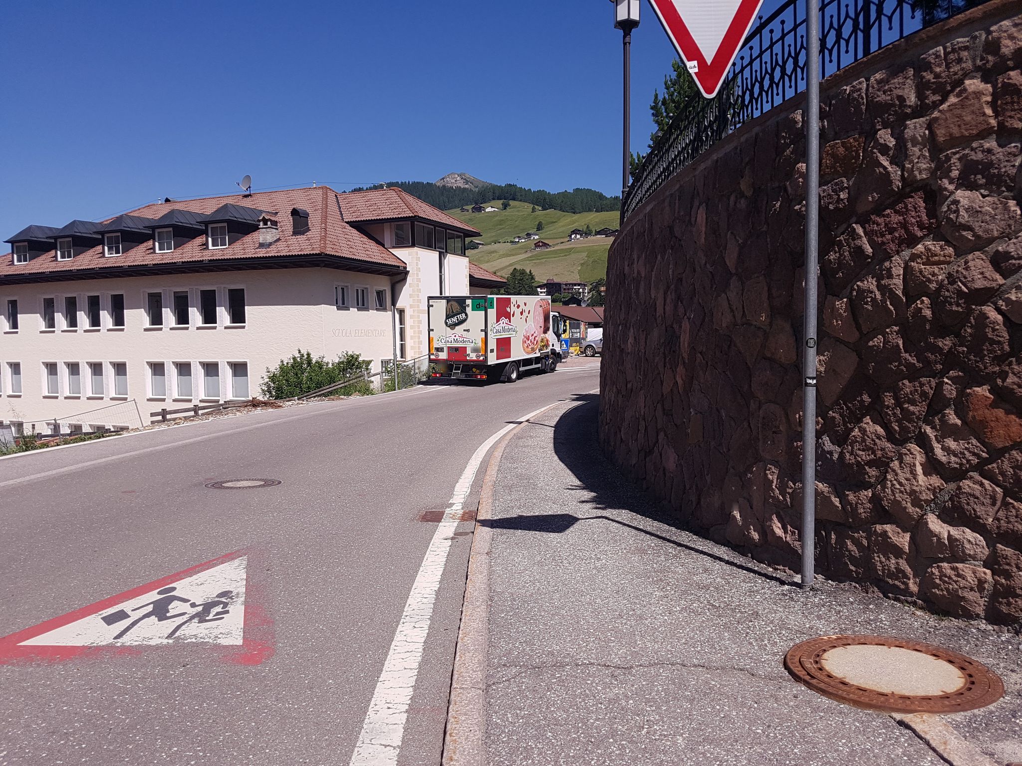 Street view of Selva