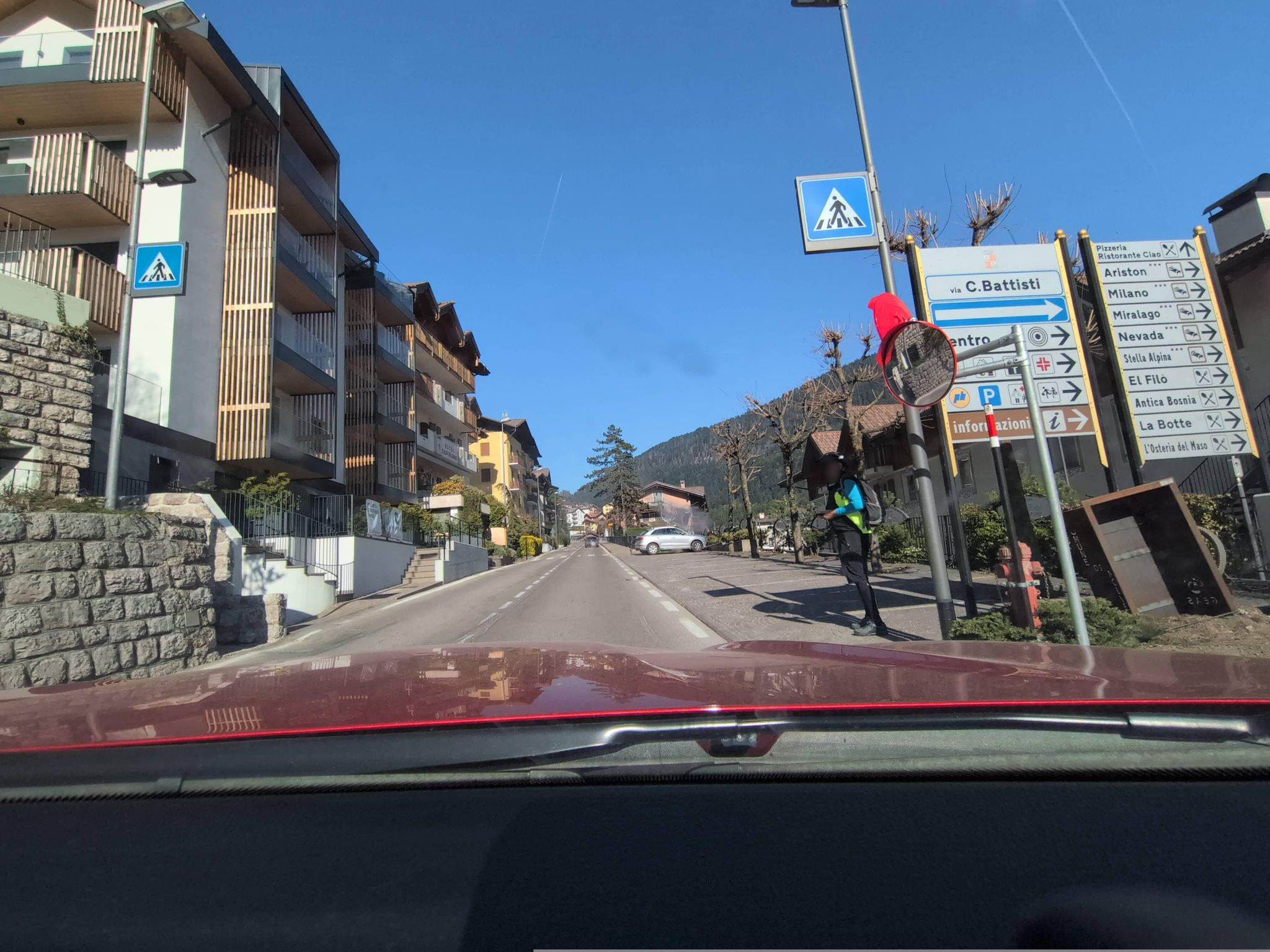 Street view of Molveno
