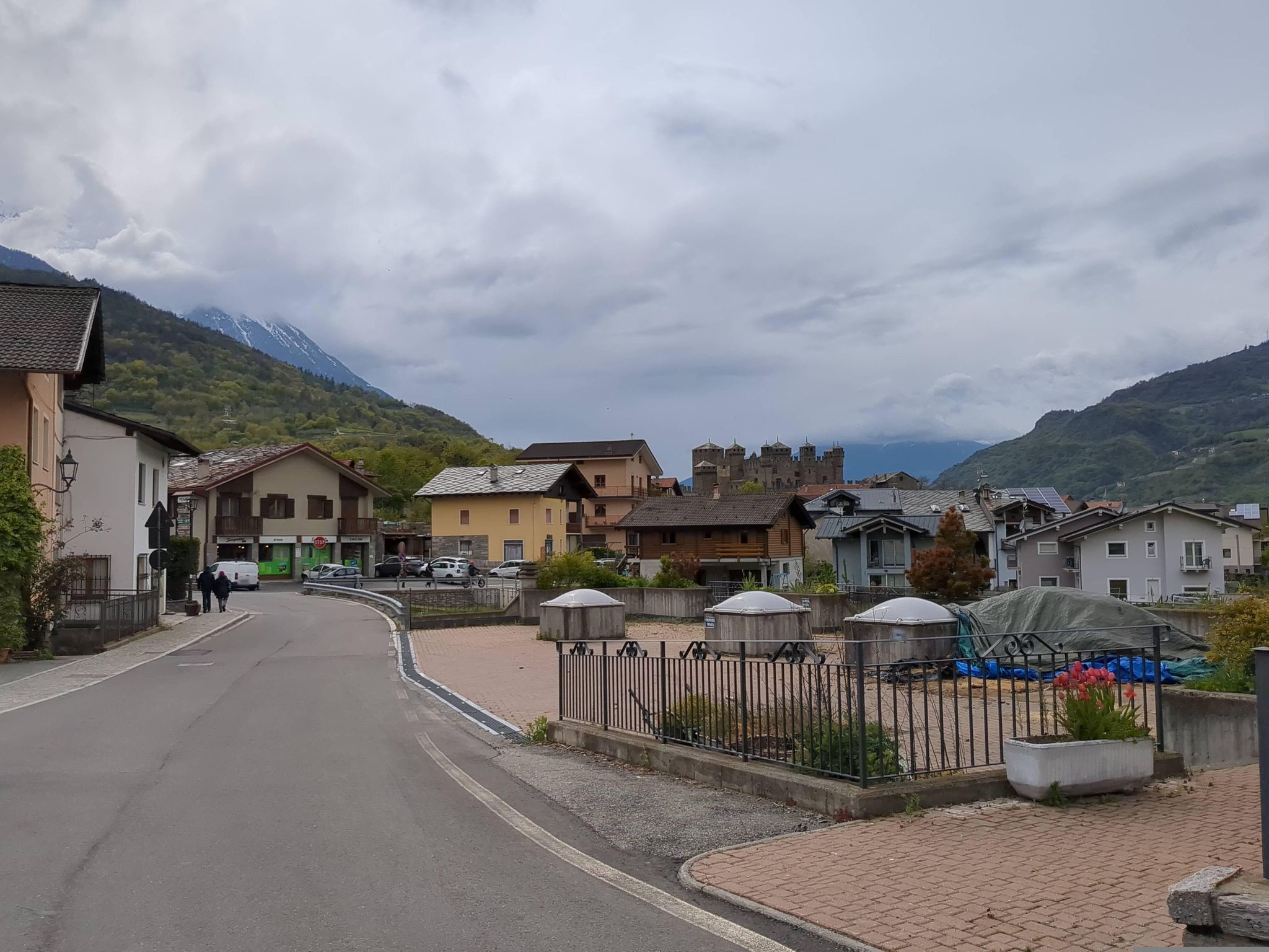 Street view of Fénis