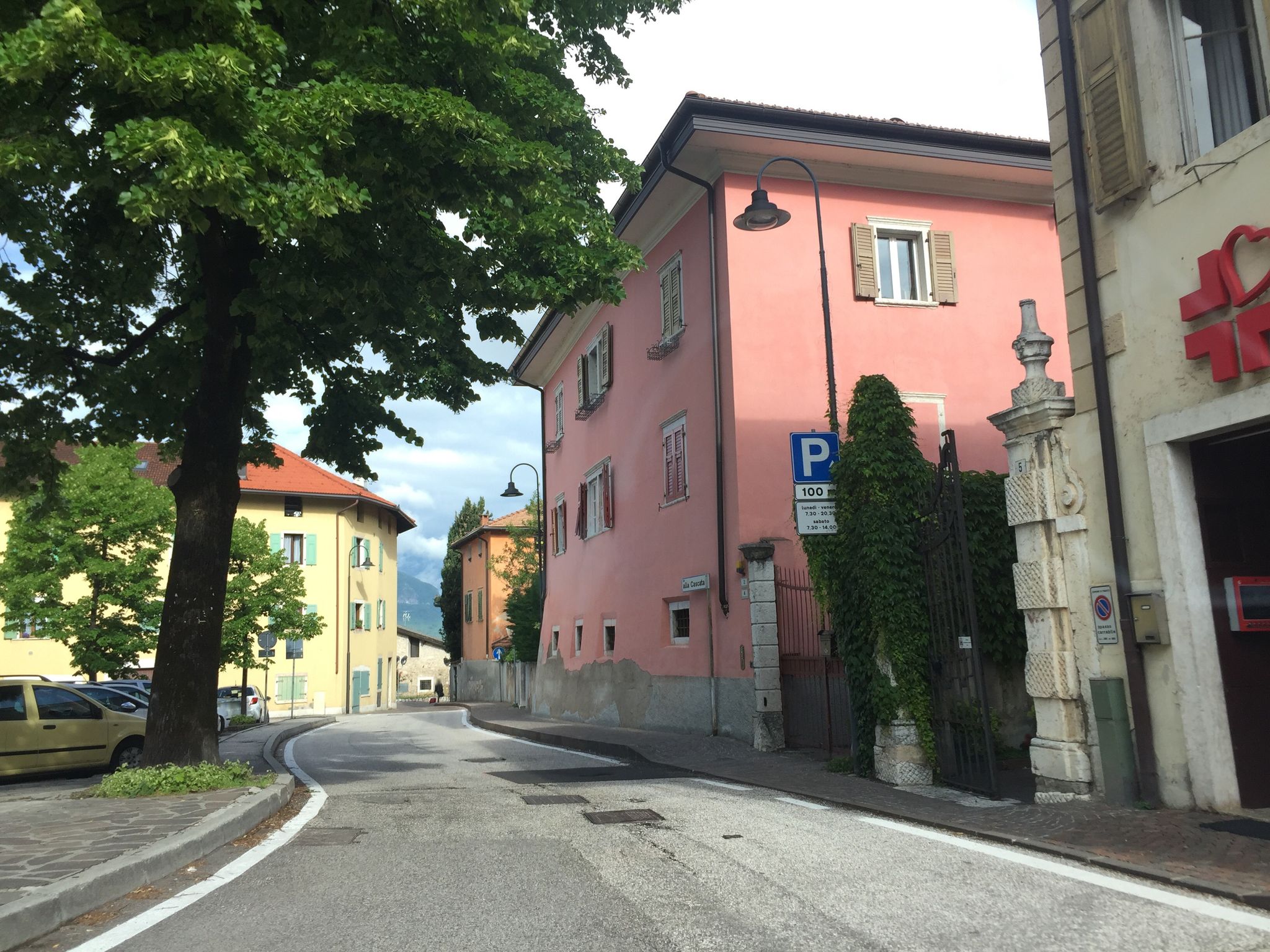 Street view of Povo