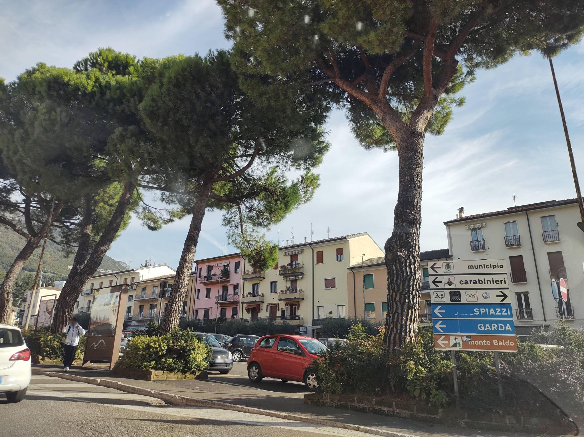 Street view of Caprino Veronese
