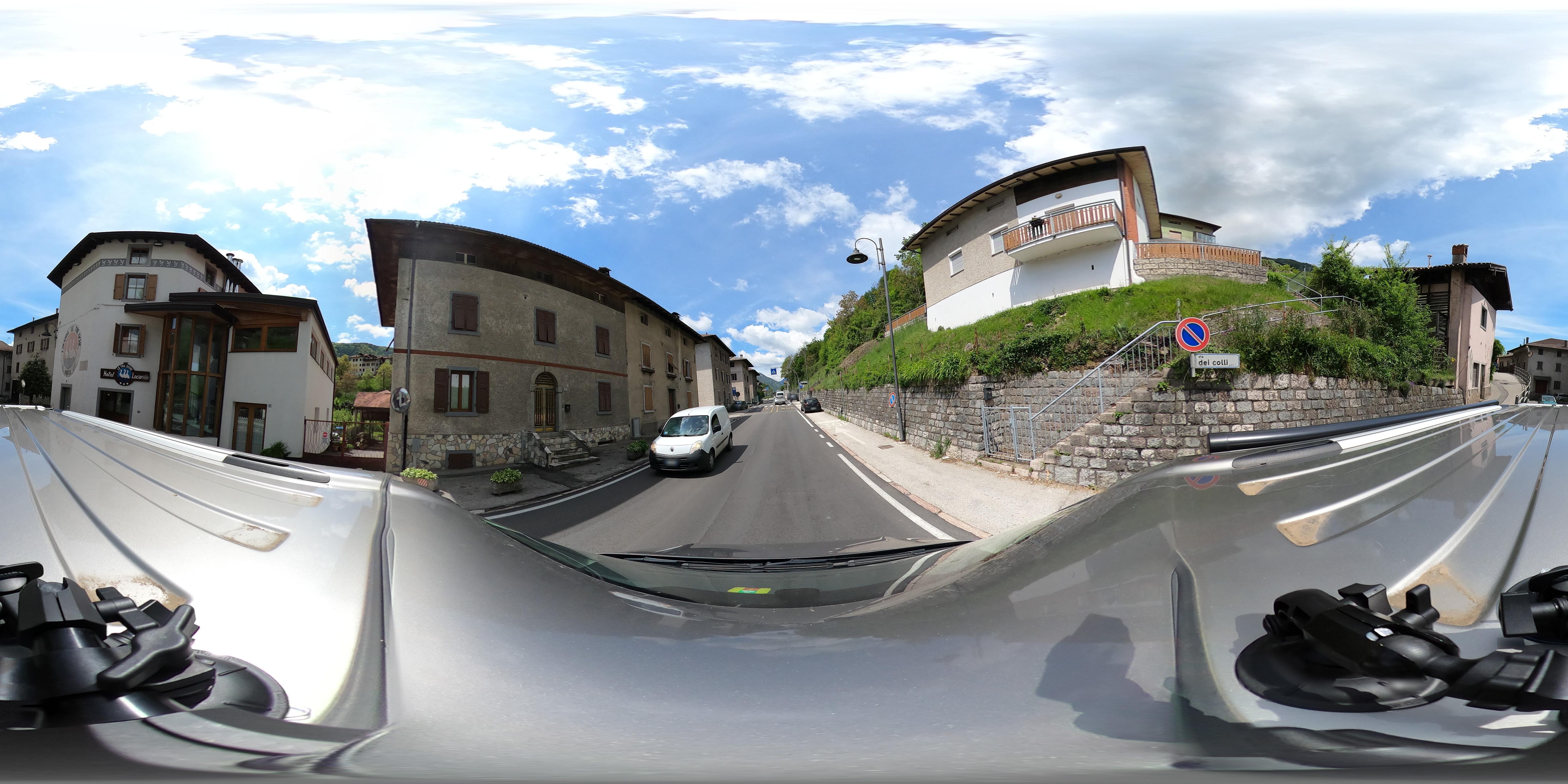 Street view of Molina di Ledro
