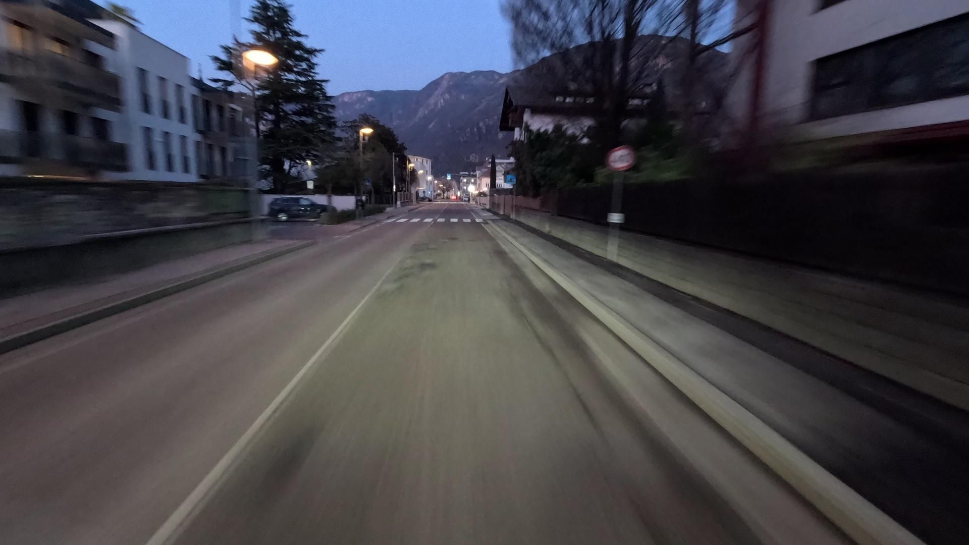 Street view of Ora