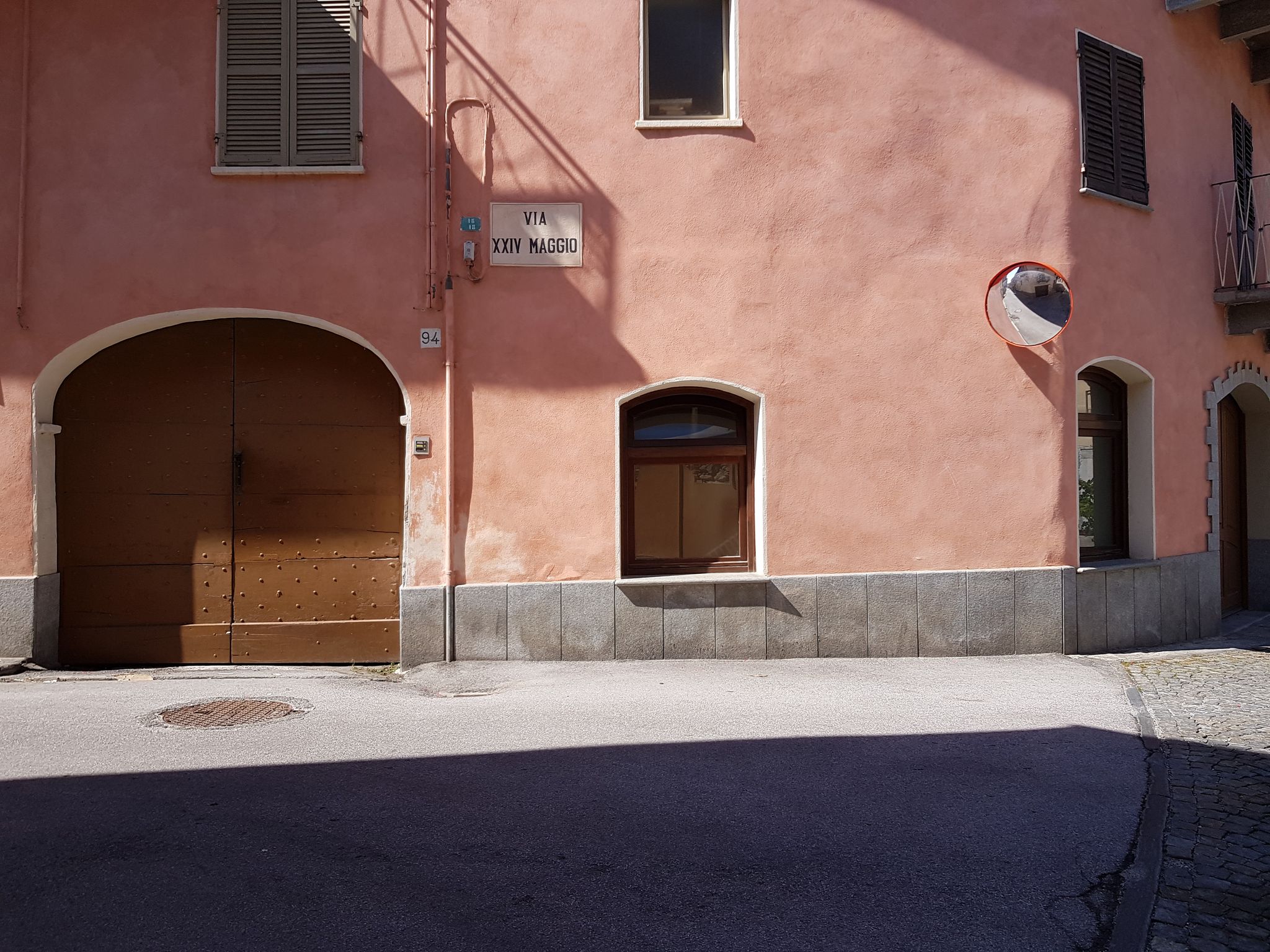 Street view of Dronero