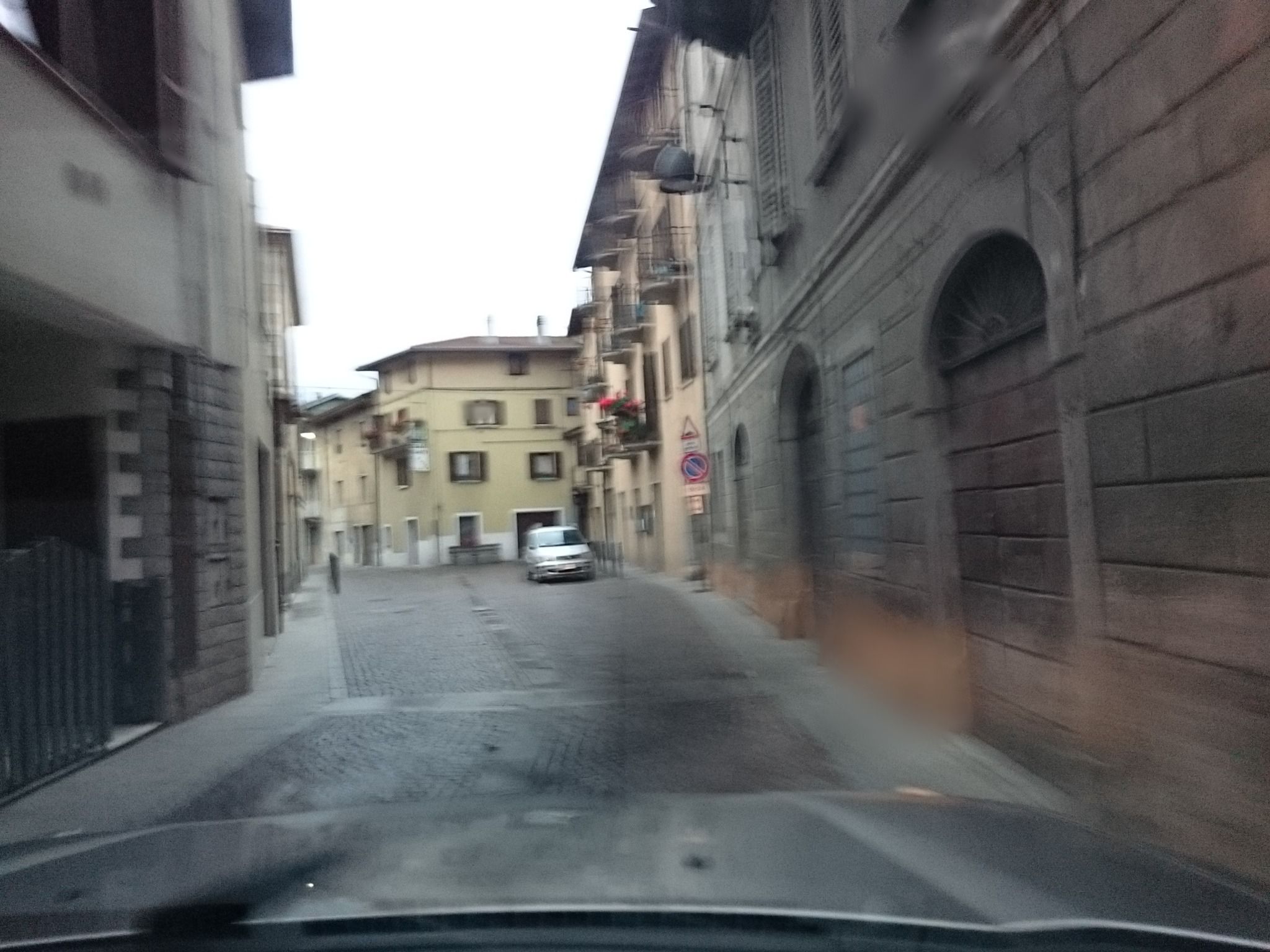 Street view of Capo di Ponte
