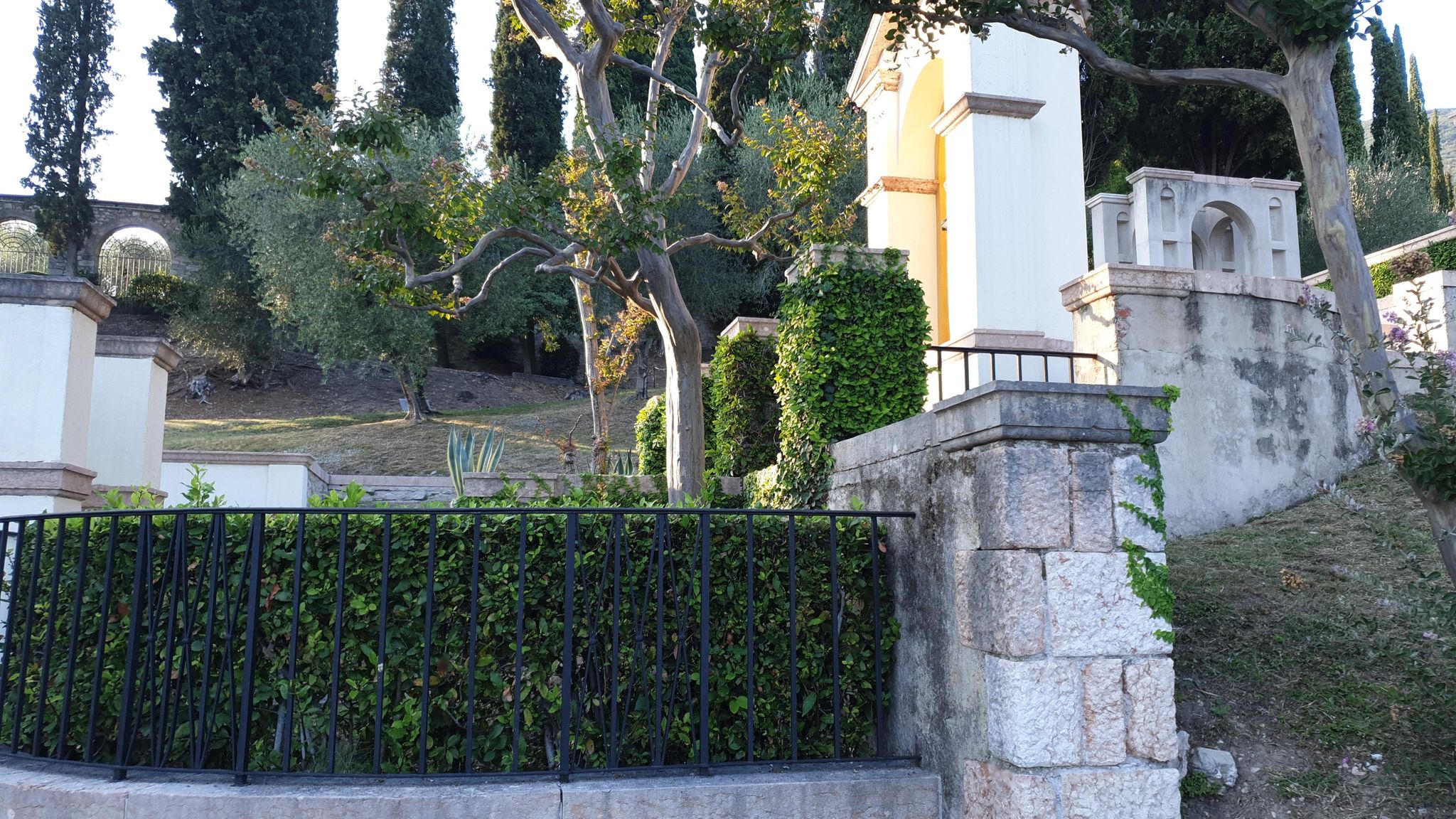Street view of Gardone Riviera