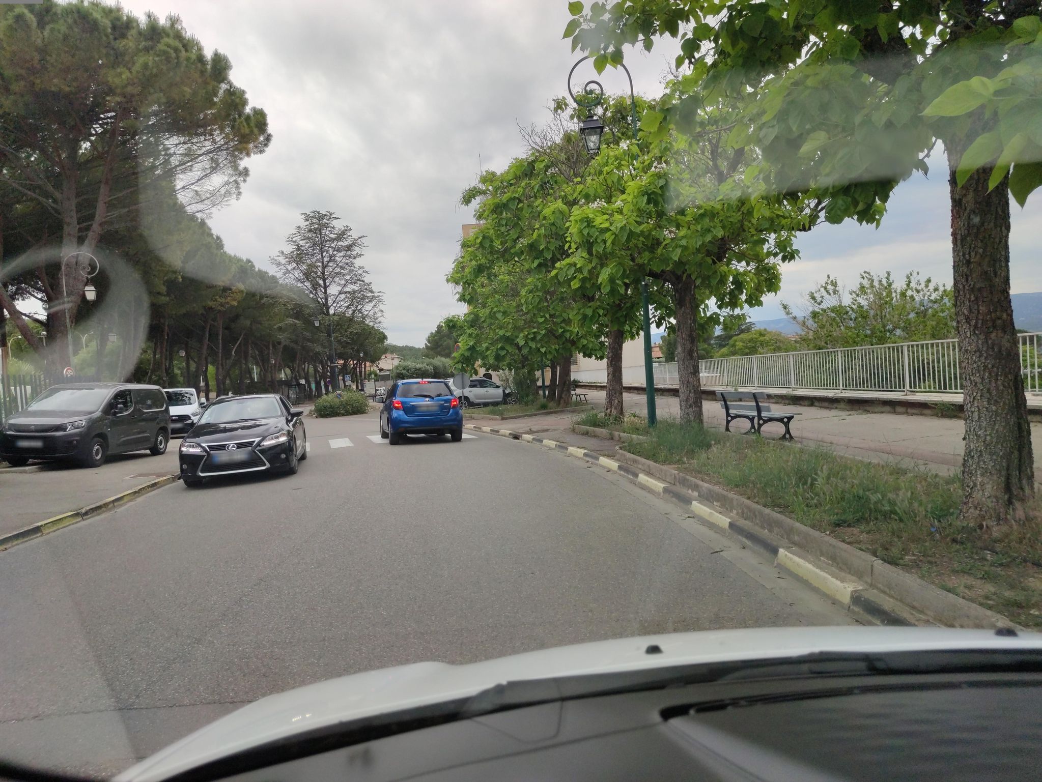 Street view of La Roque-d'Anthéron