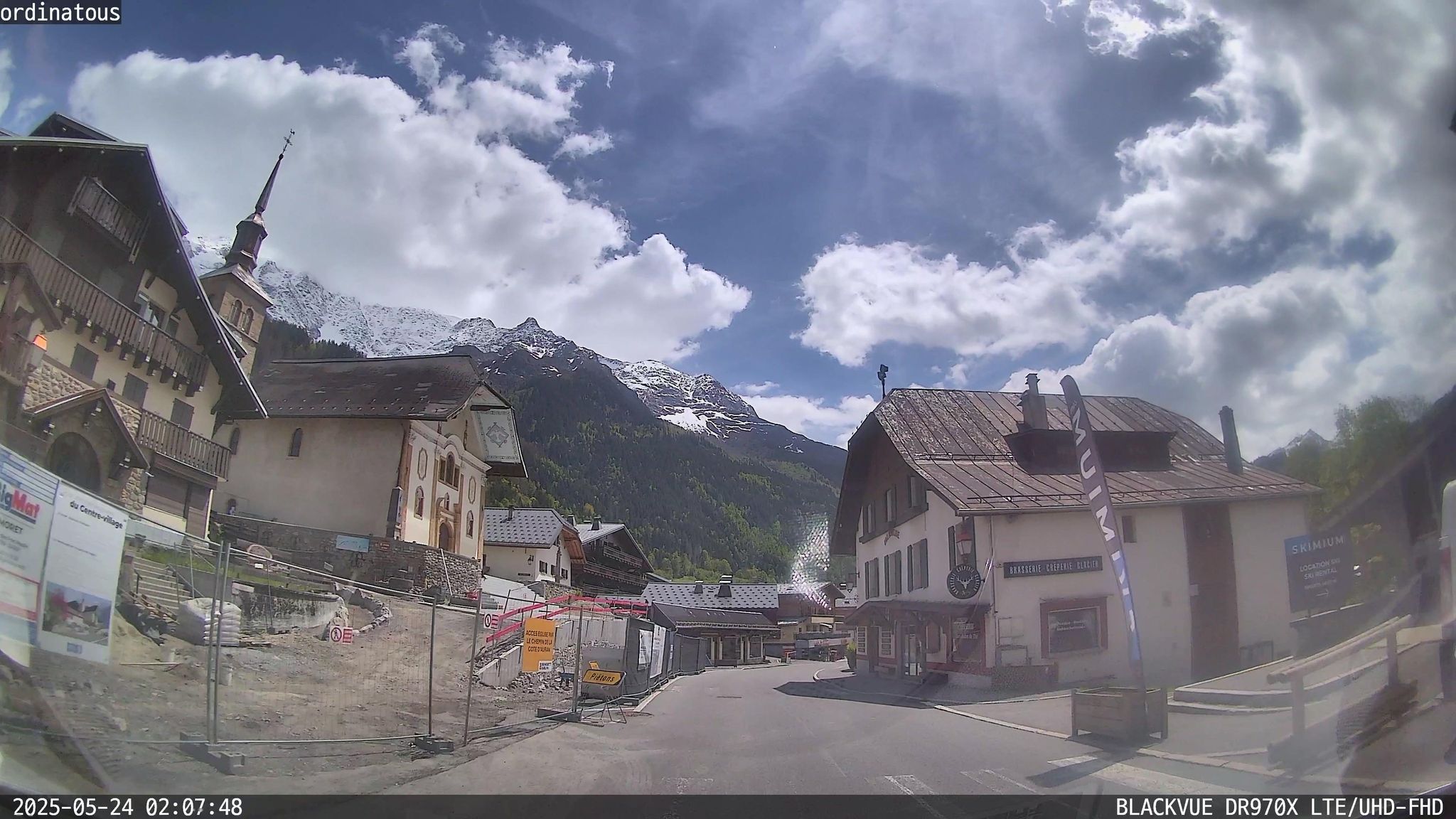 Street view of Les Contamines-Montjoie