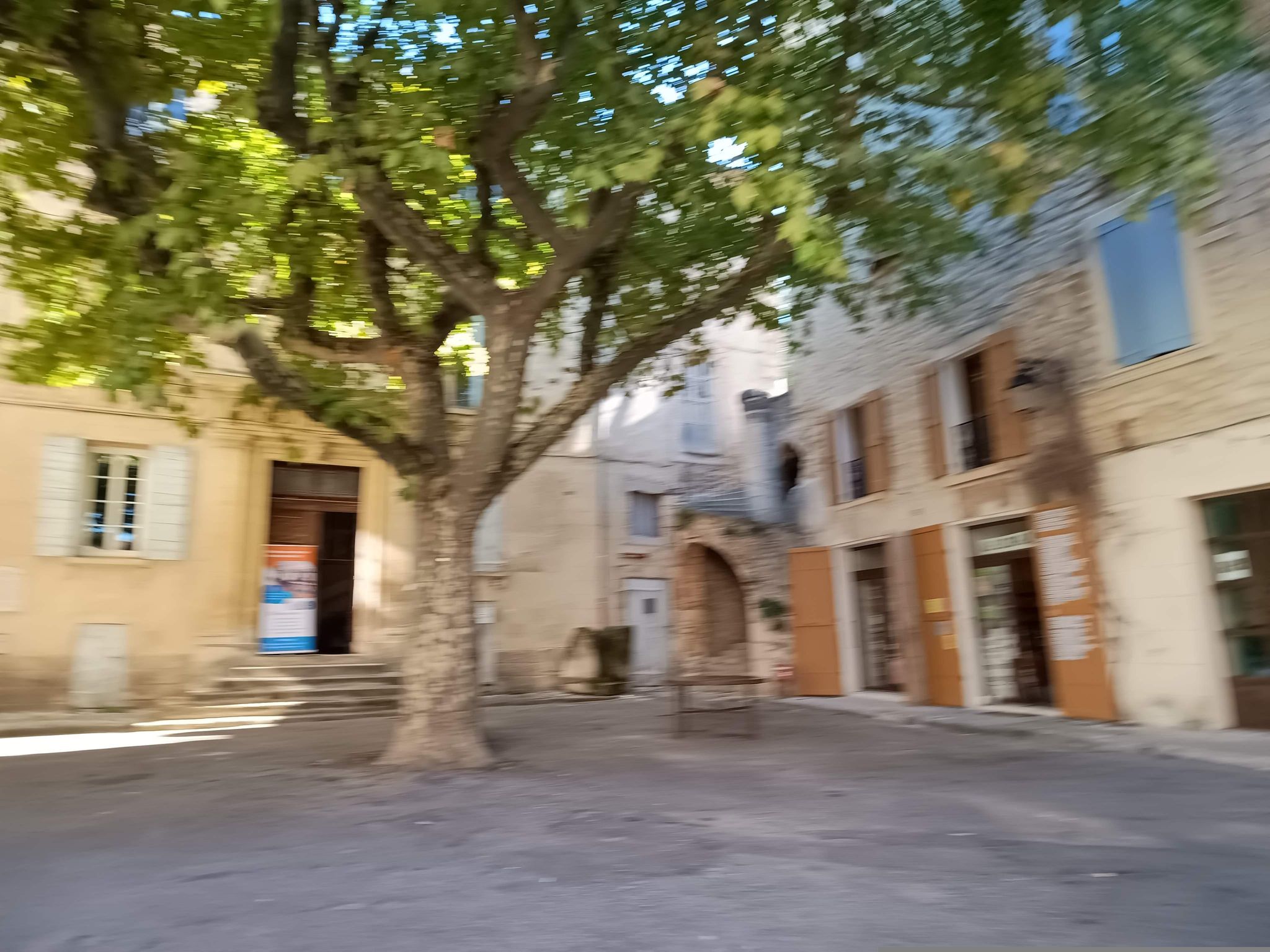 Street view of Forcalquier
