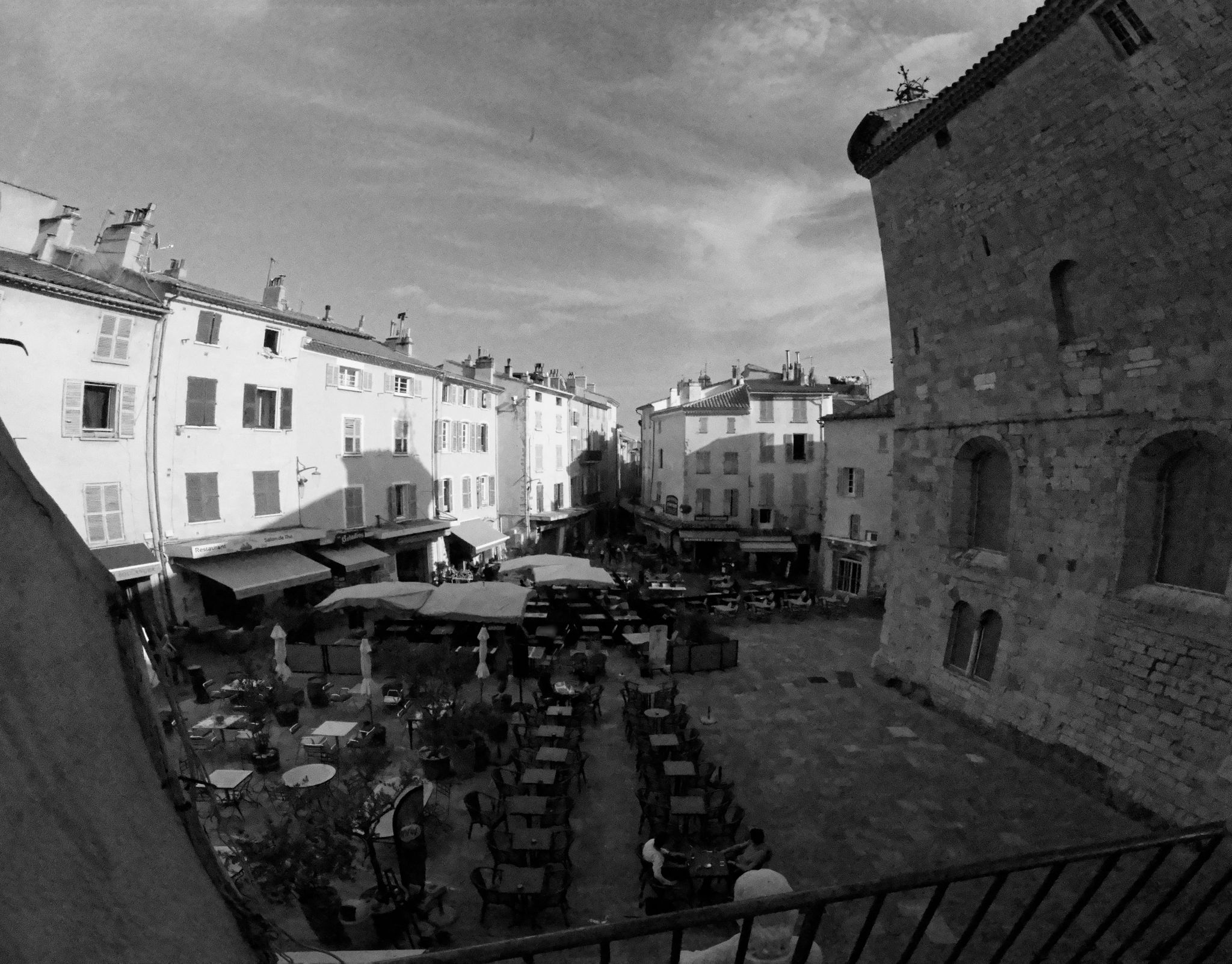 Street view of Hyères