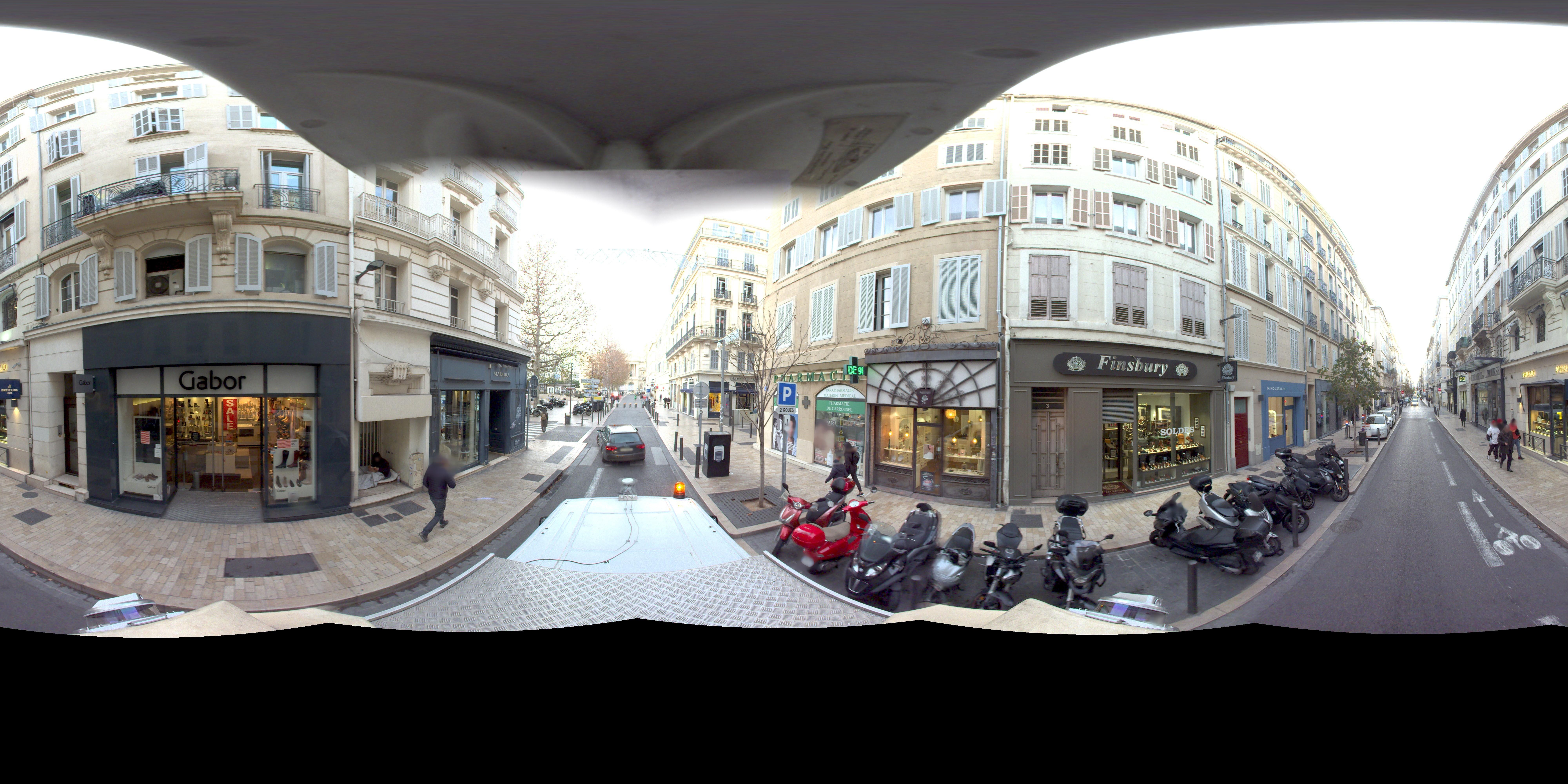 Street view of Opéra