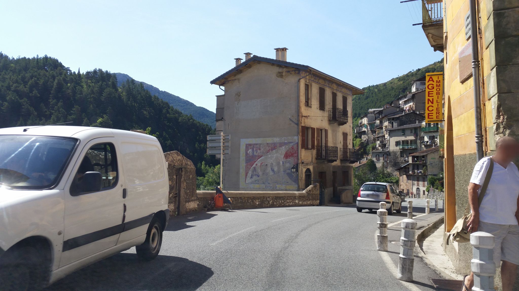 Street view of Tende