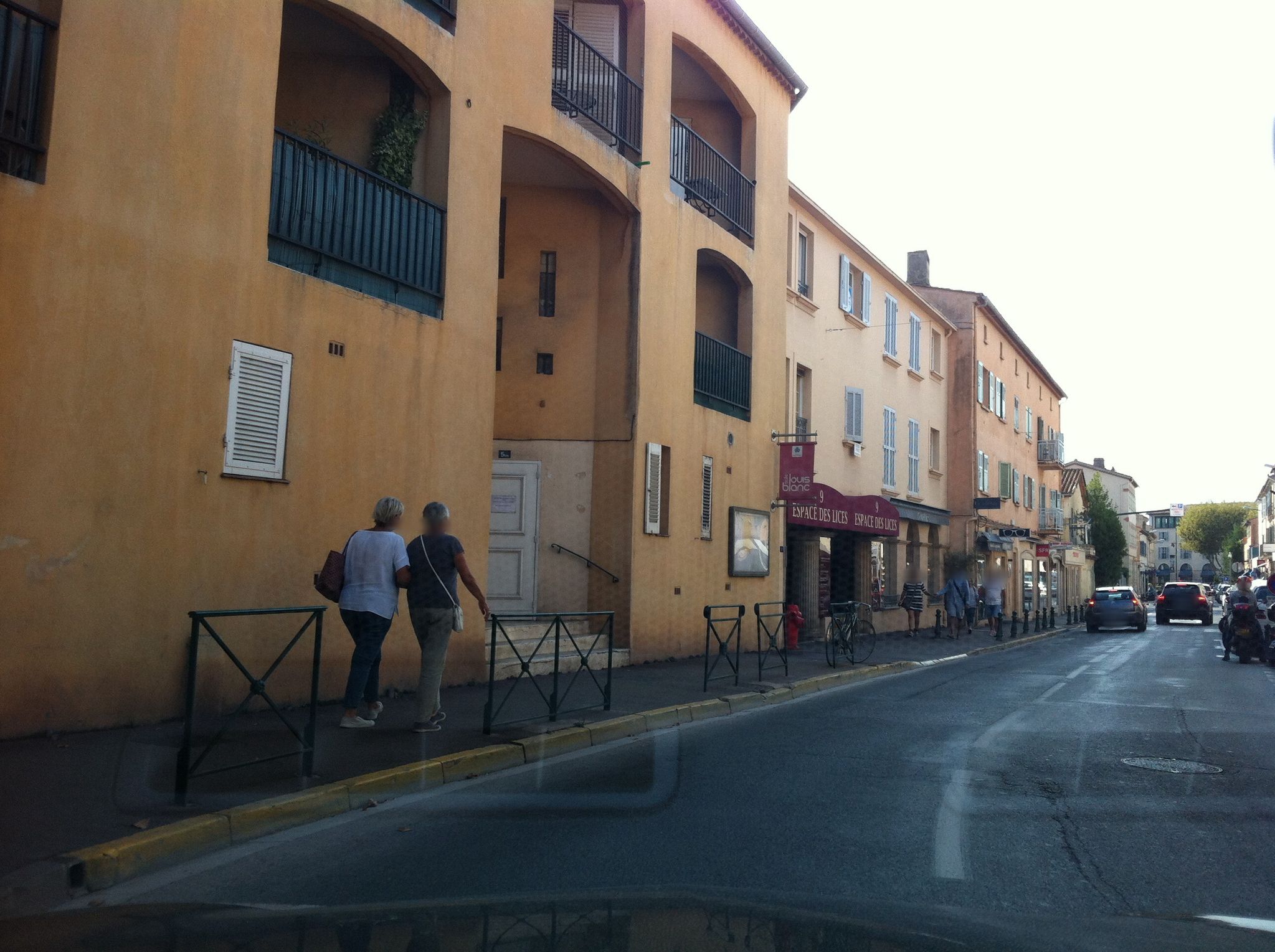 Street view of Saint-Tropez