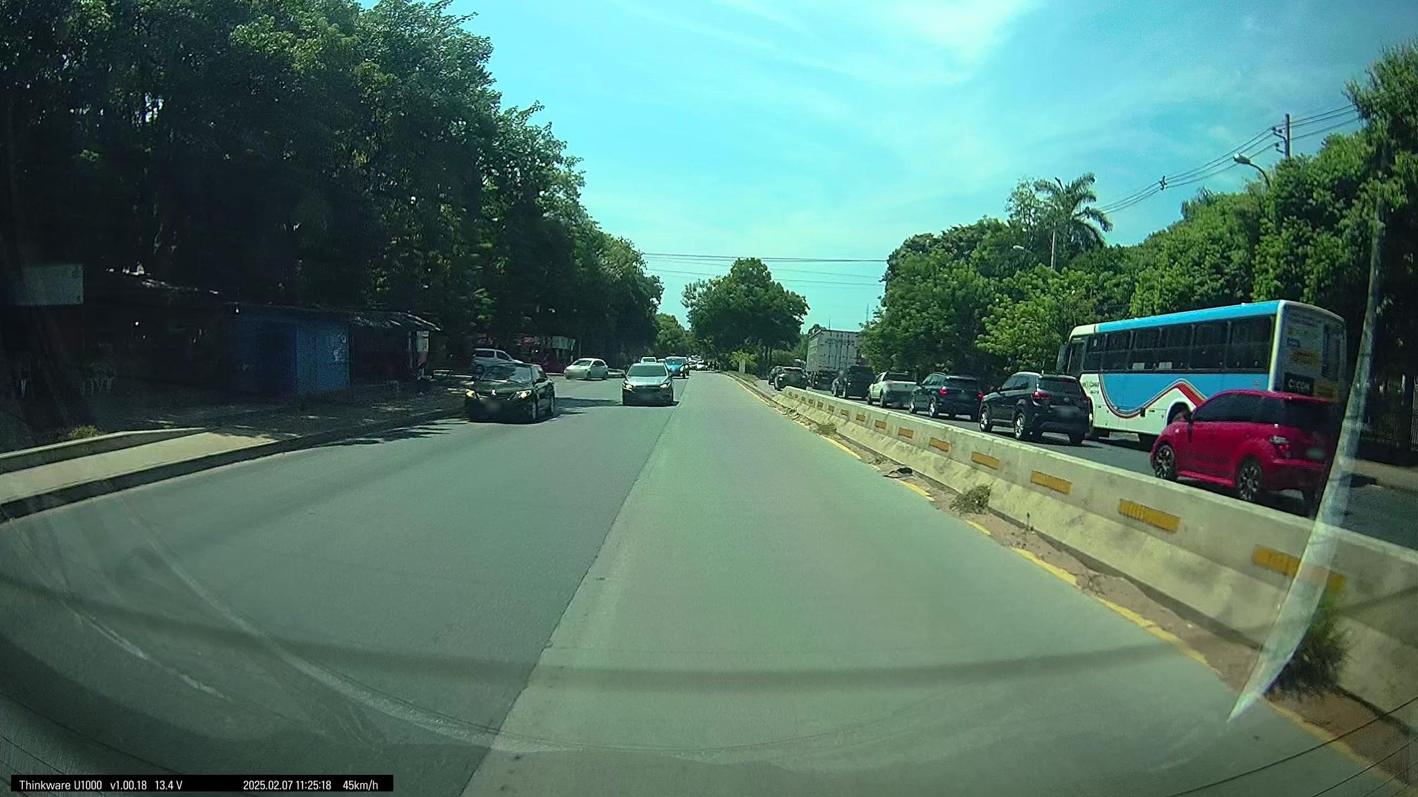 Street view of Fernando de la Mora