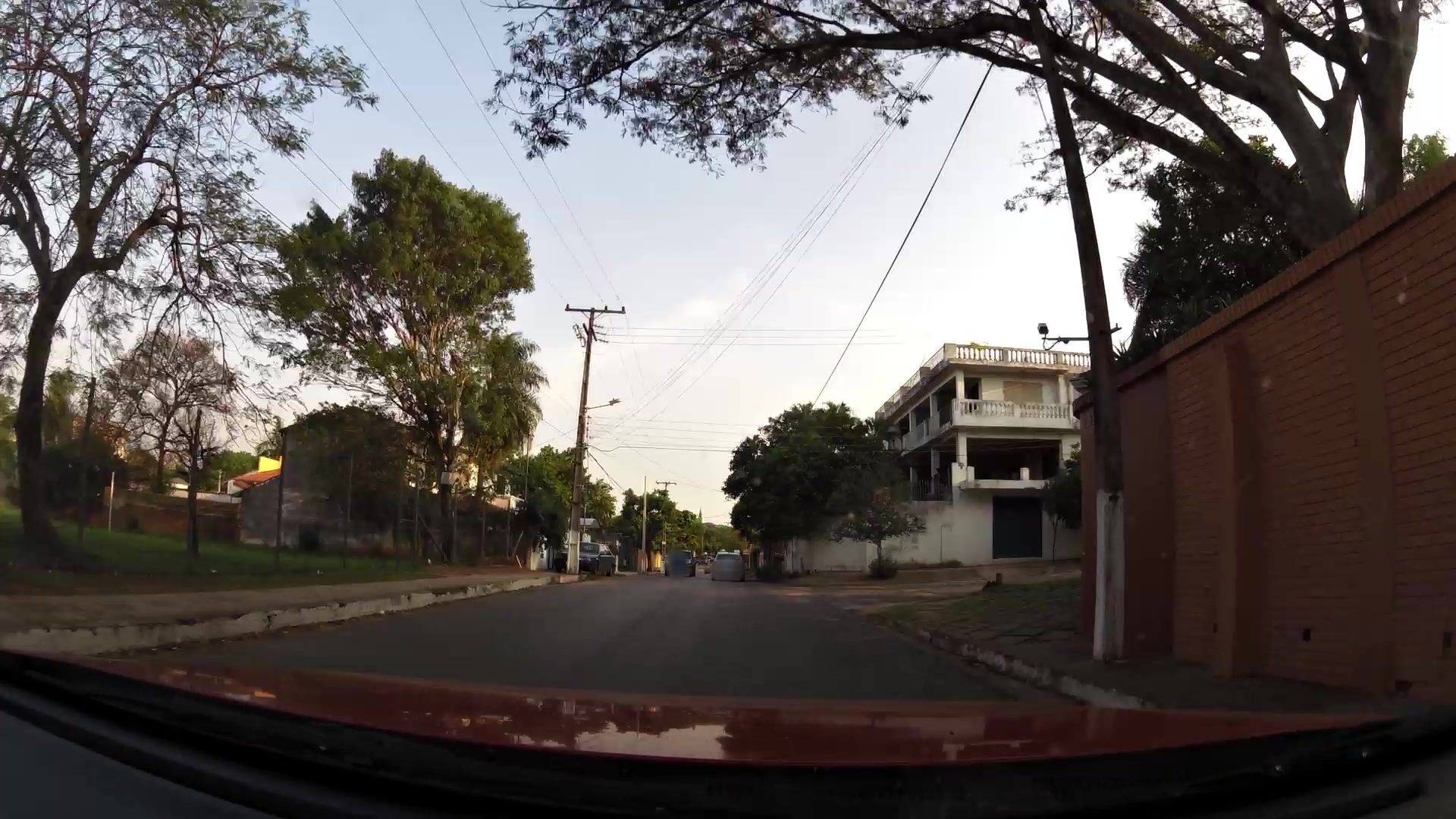 Street view of Lambaré