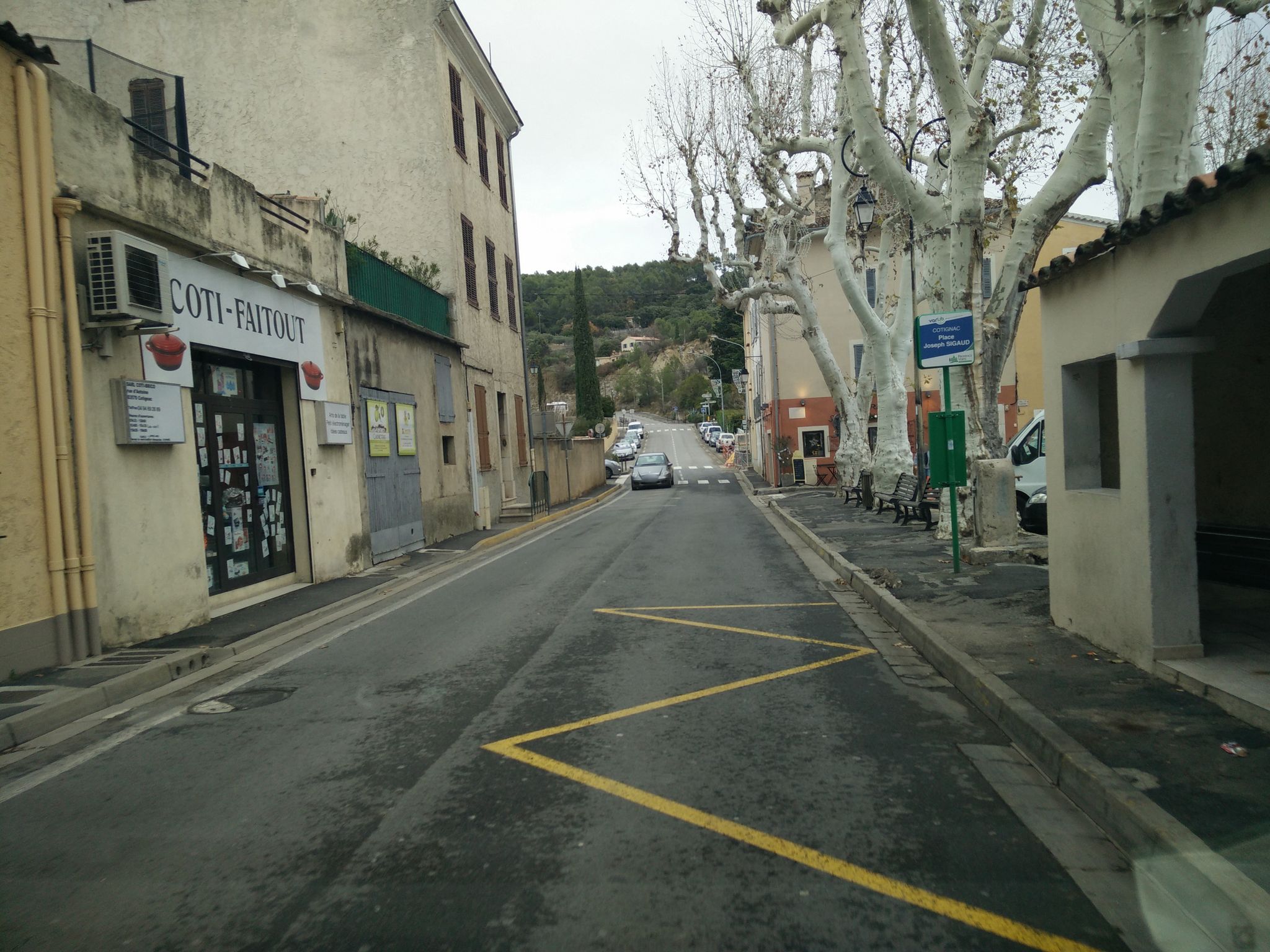 Street view of Cotignac