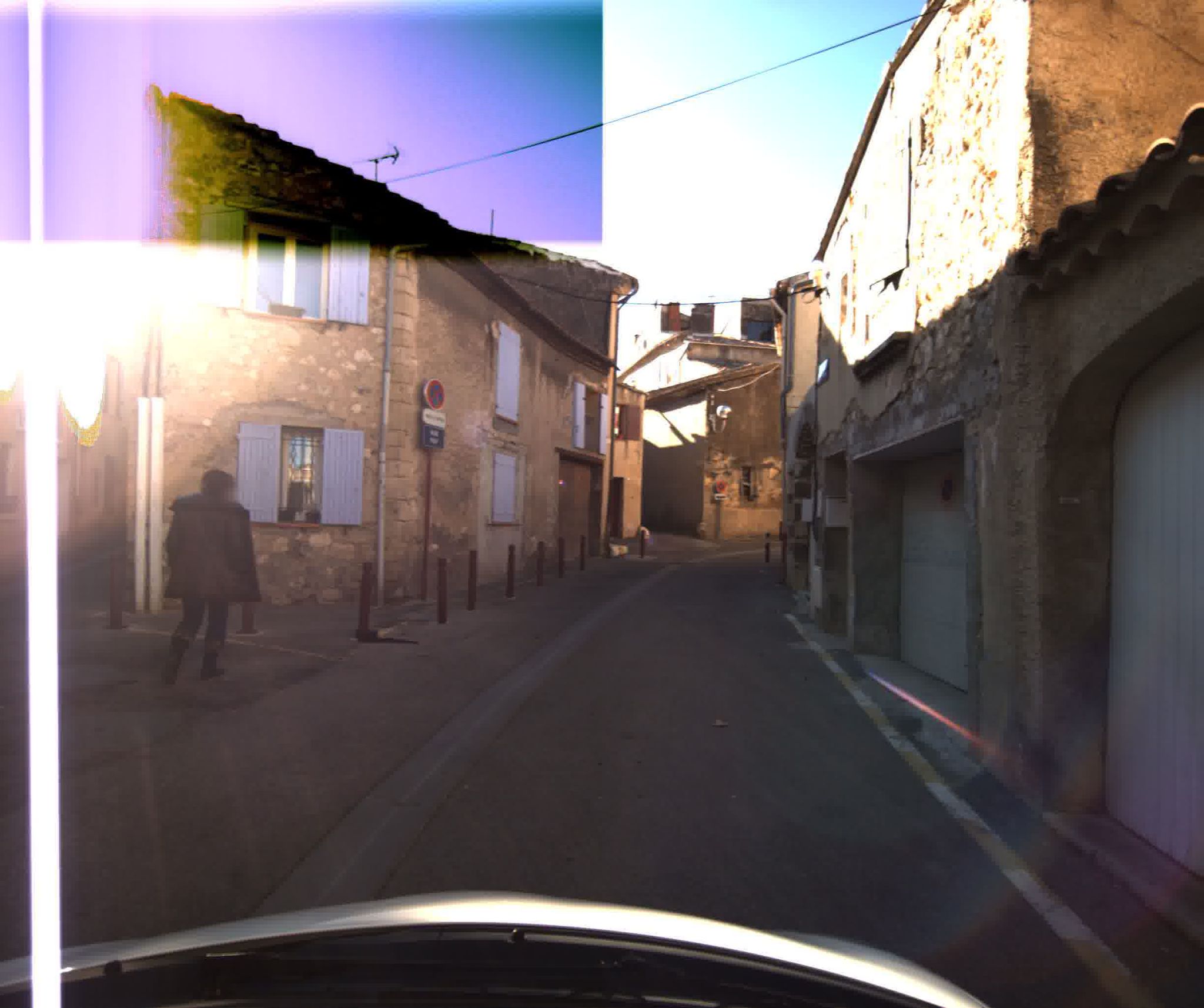 Street view of Pertuis