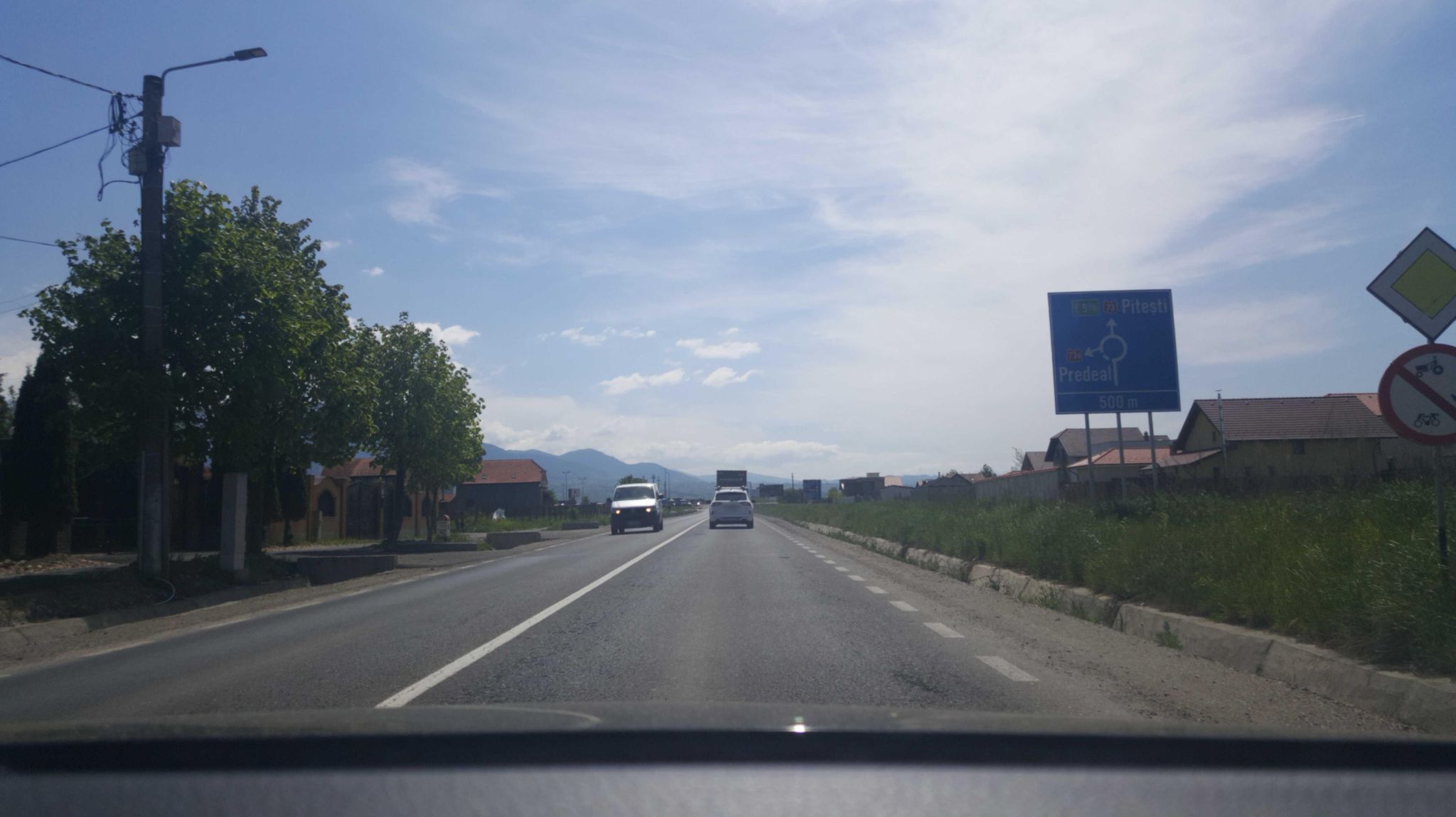 Street view of Râşnov