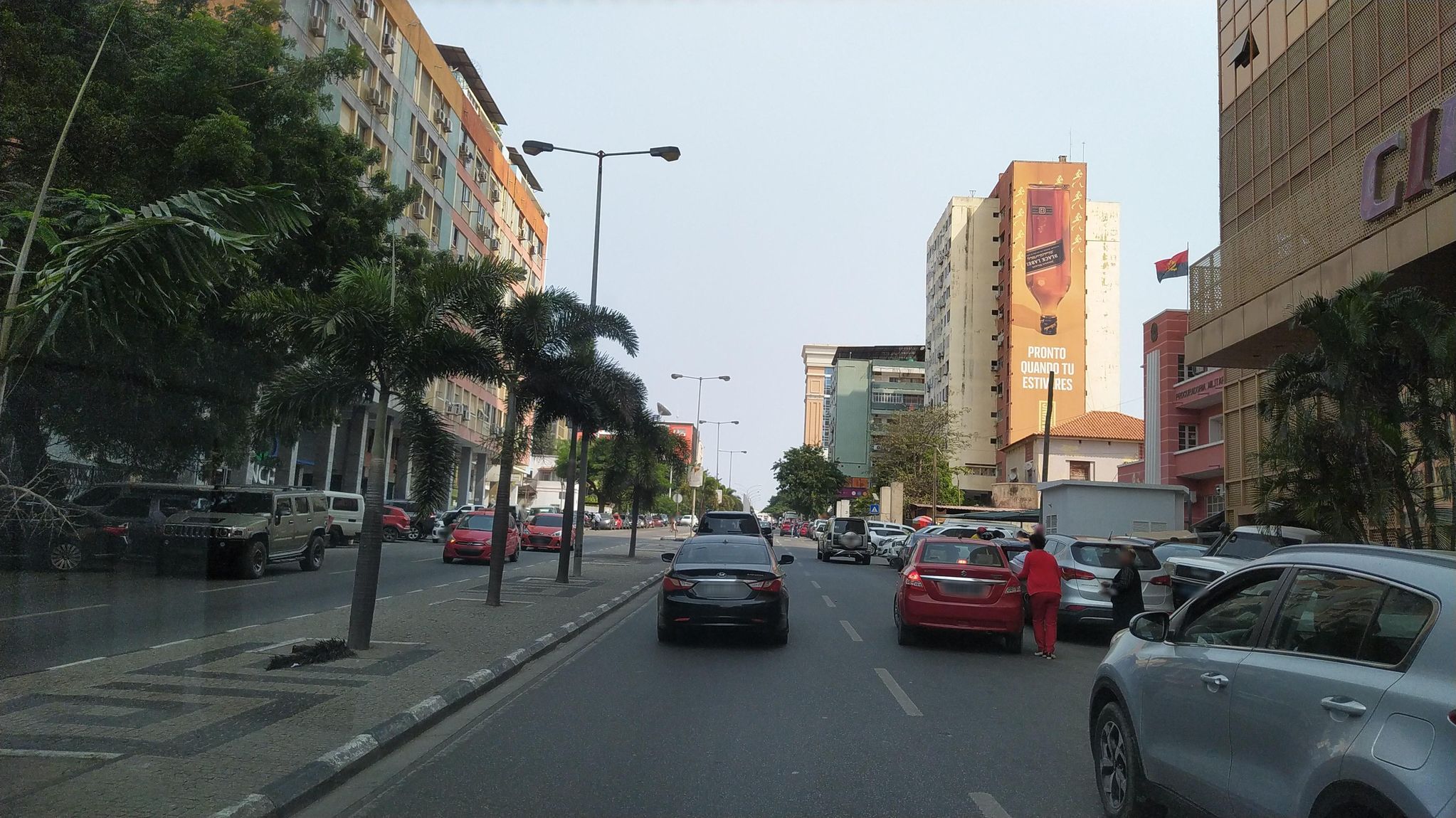Street view of Ingombota