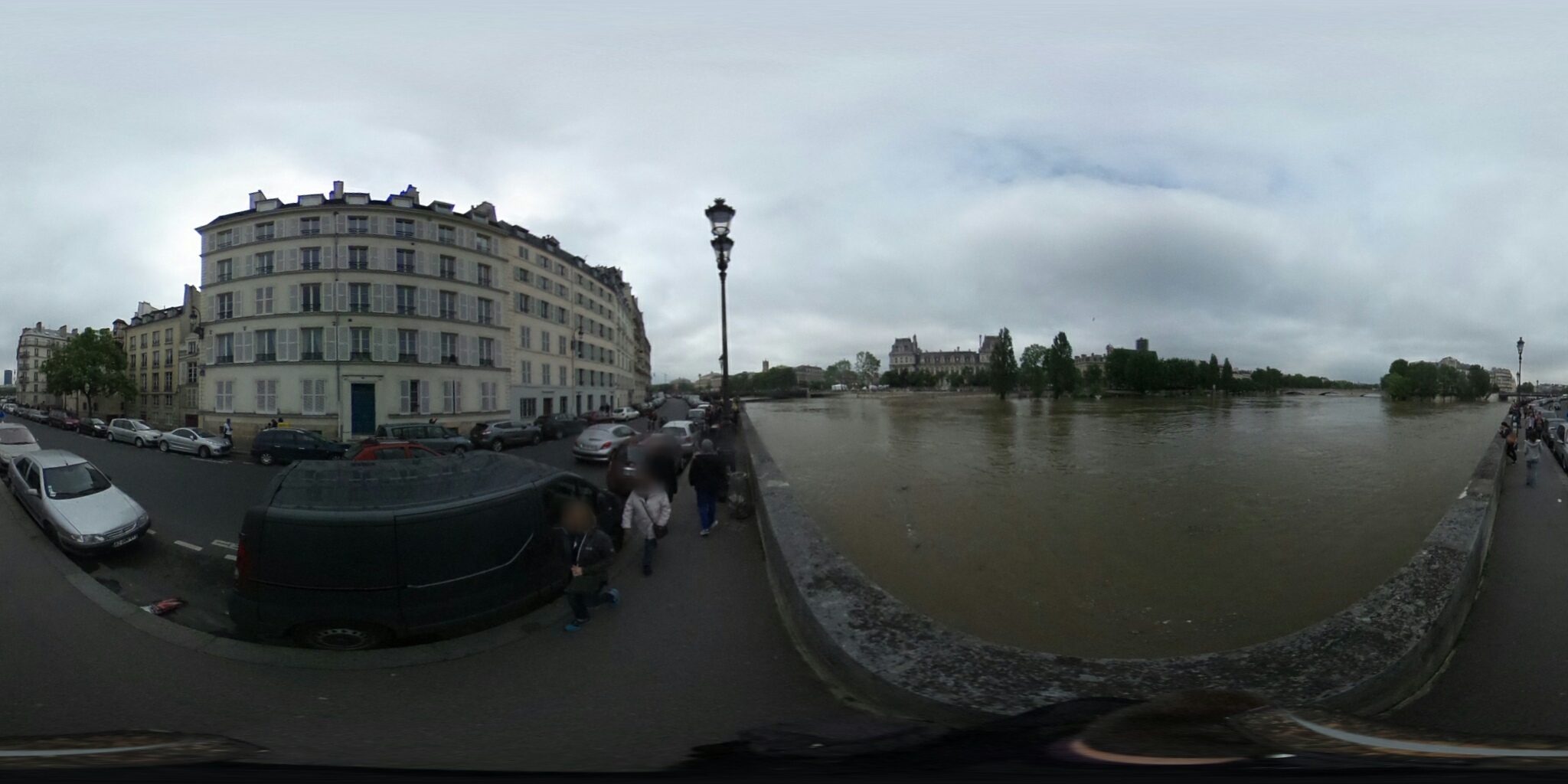 Street view of Paris