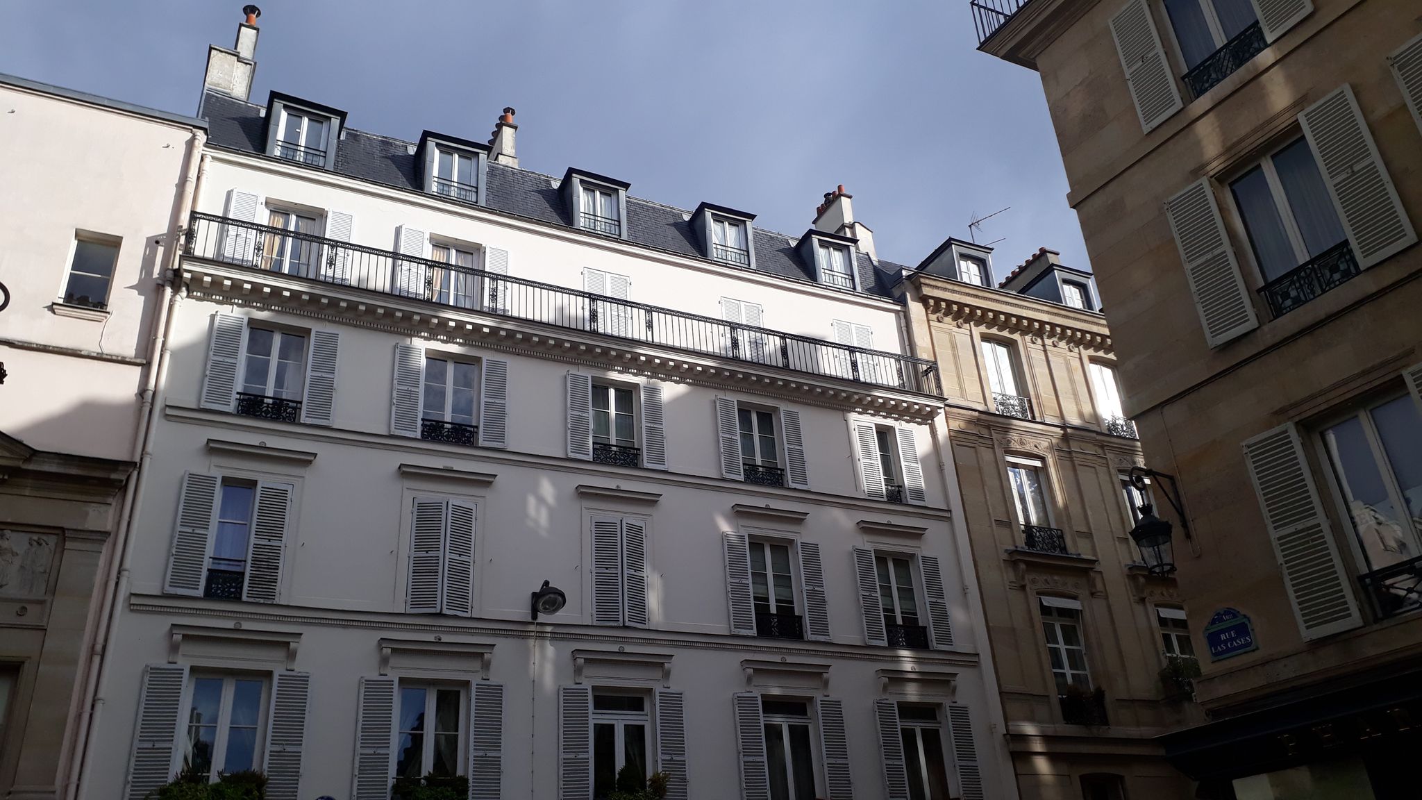 Street view of Paris 07 Palais-Bourbon