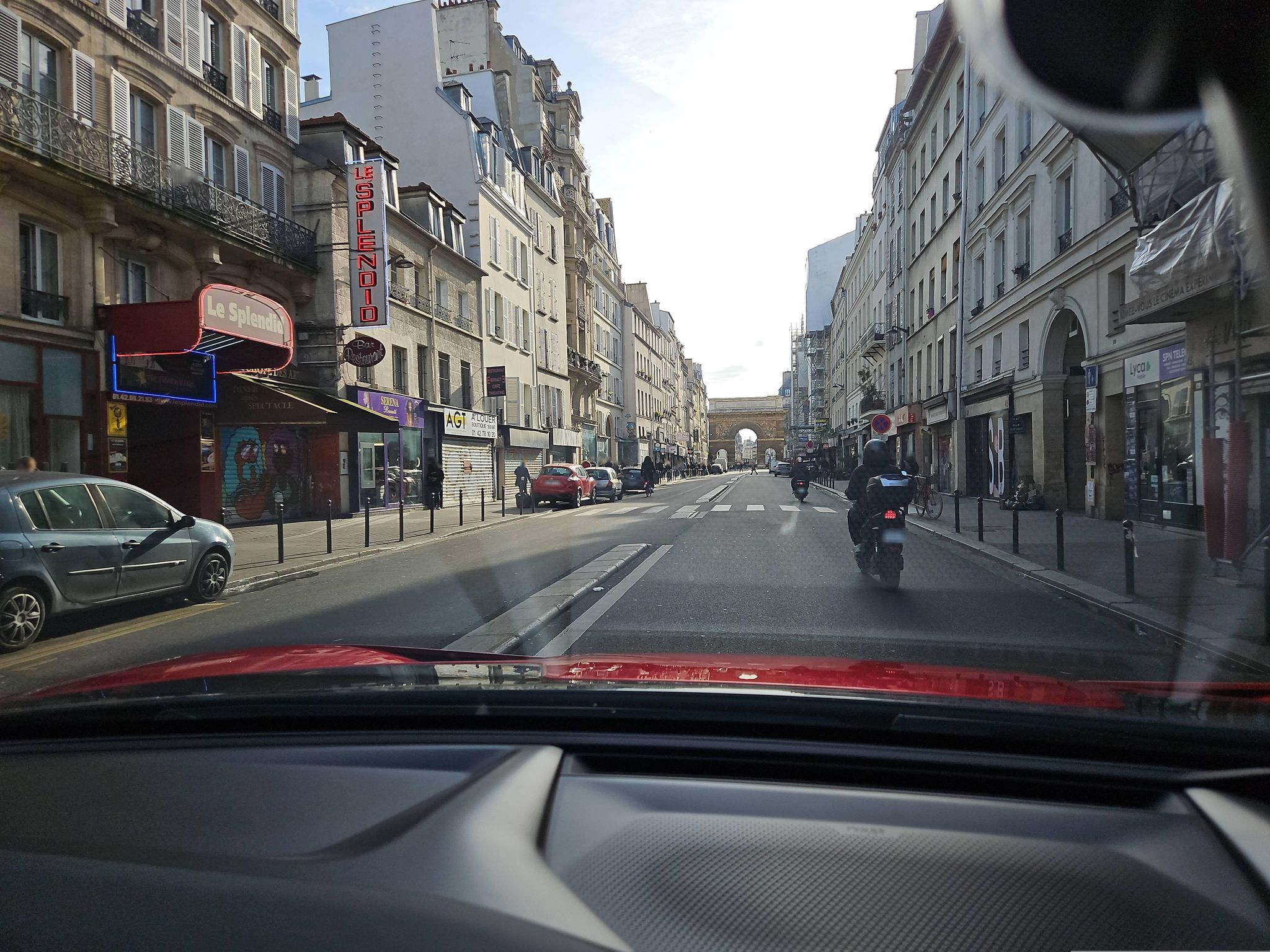 Street view of Paris 10 Entrepôt