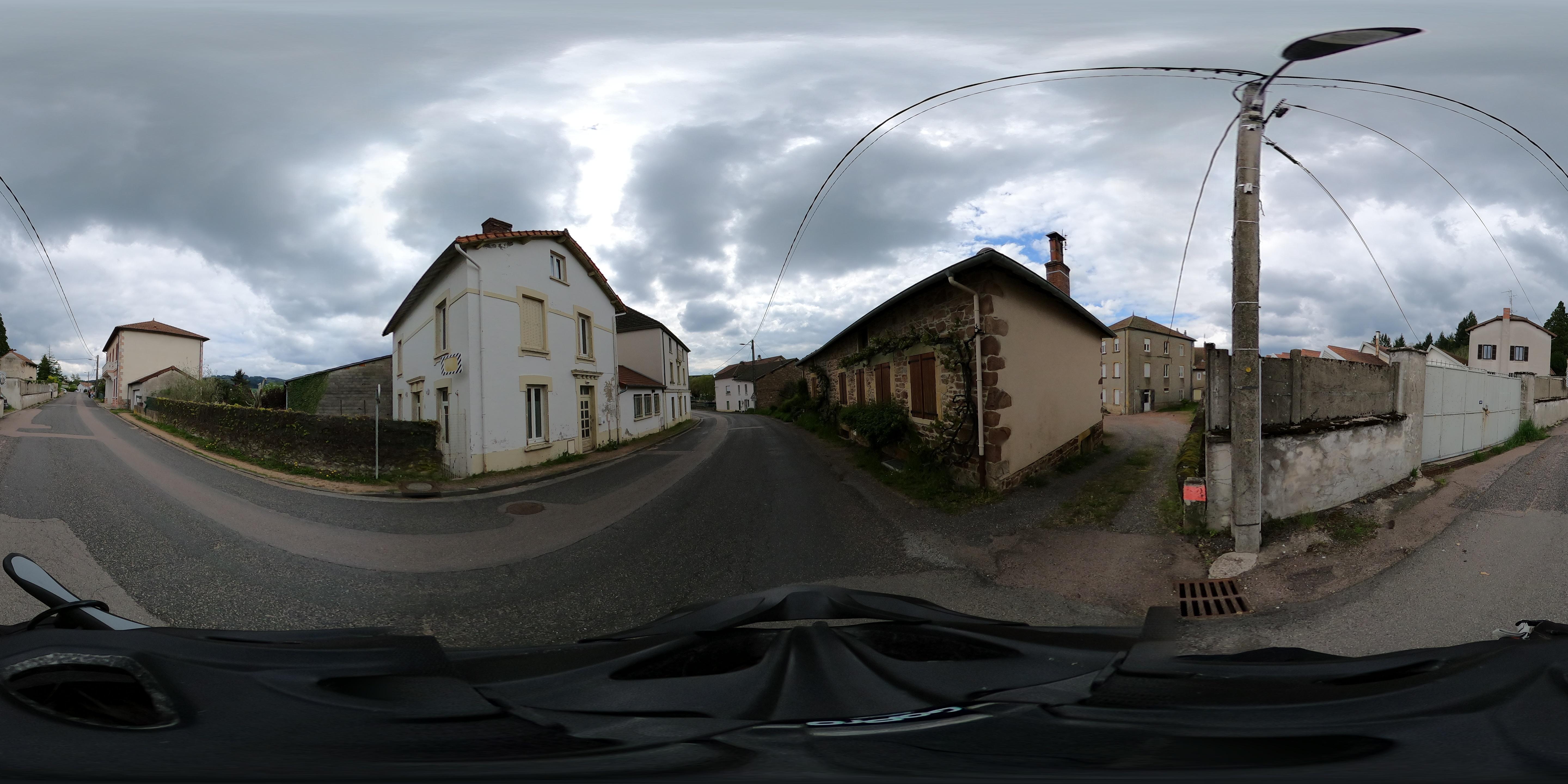 Street view of Belmont-de-la-Loire