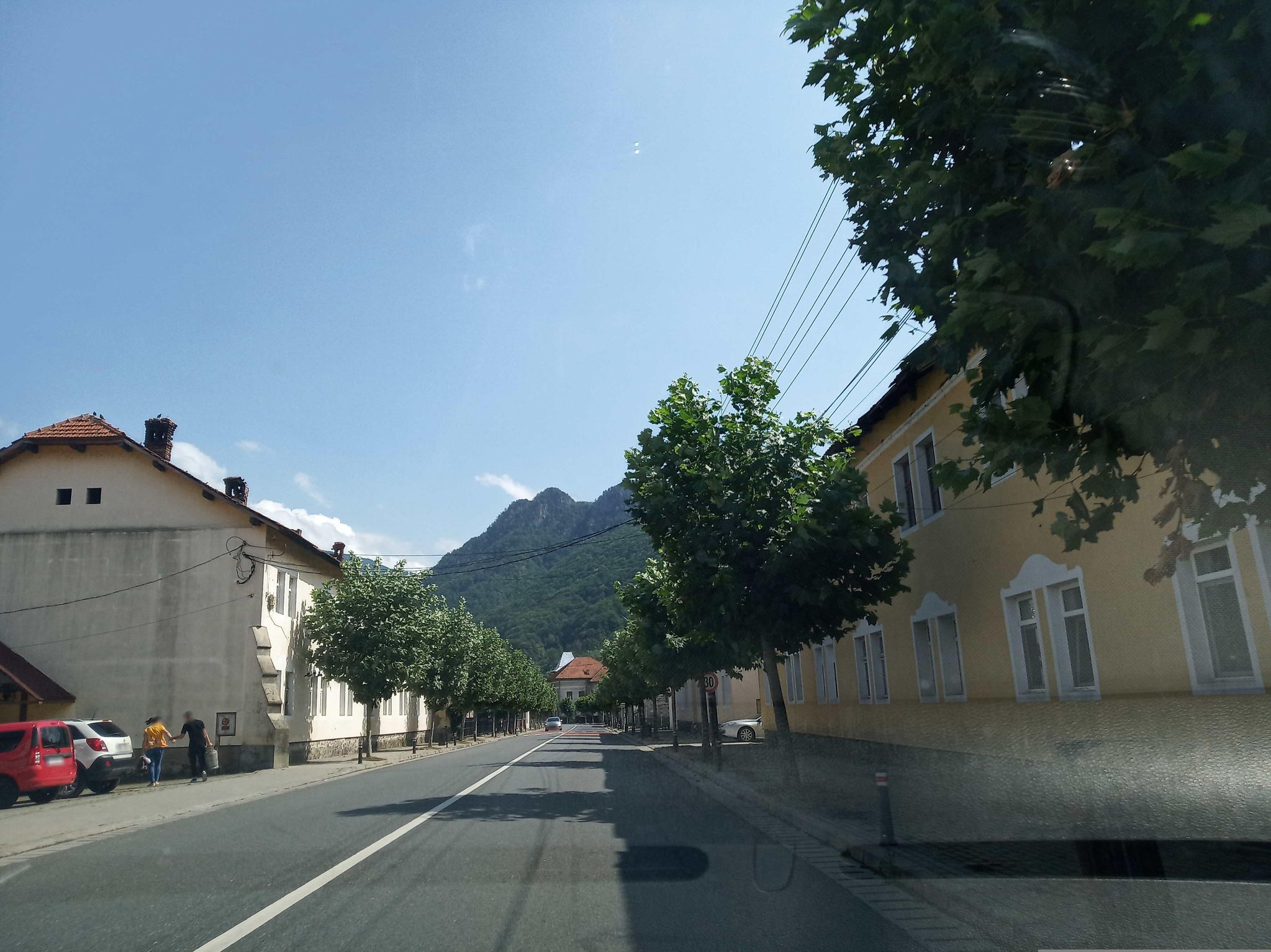 Street view of Brezoi
