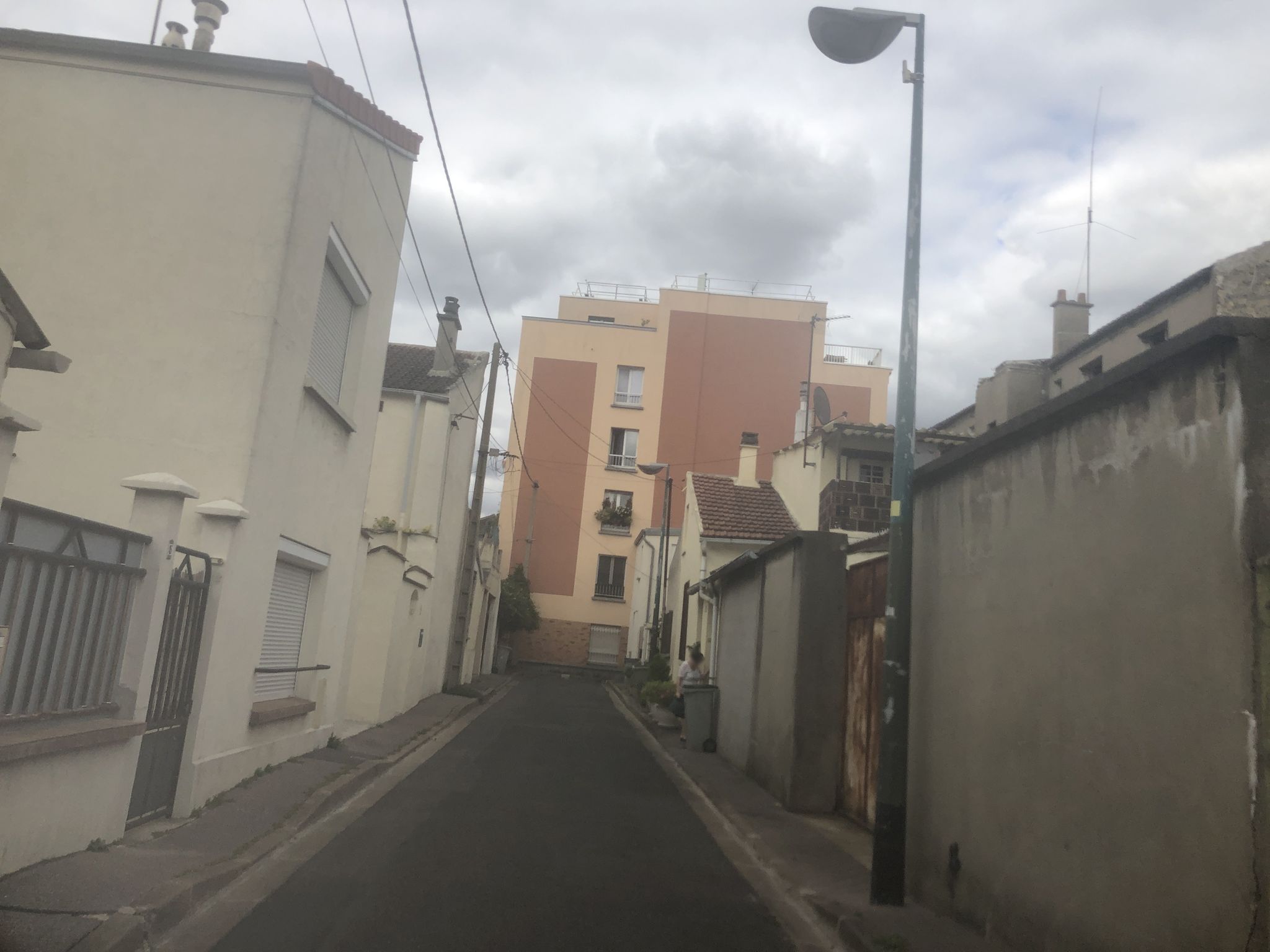 Street view of Saint-Ouen