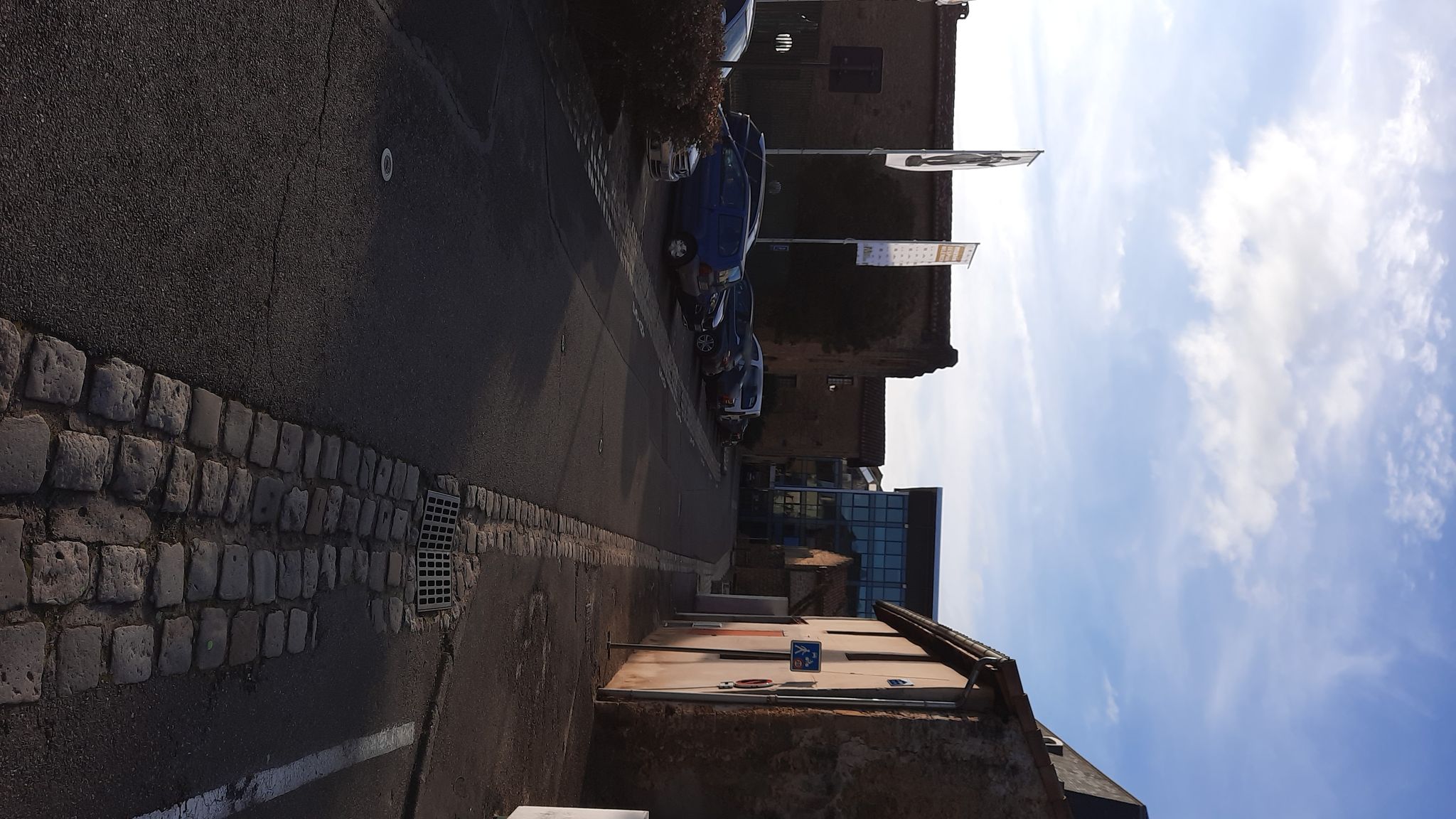 Street view of Mont-de-Marsan