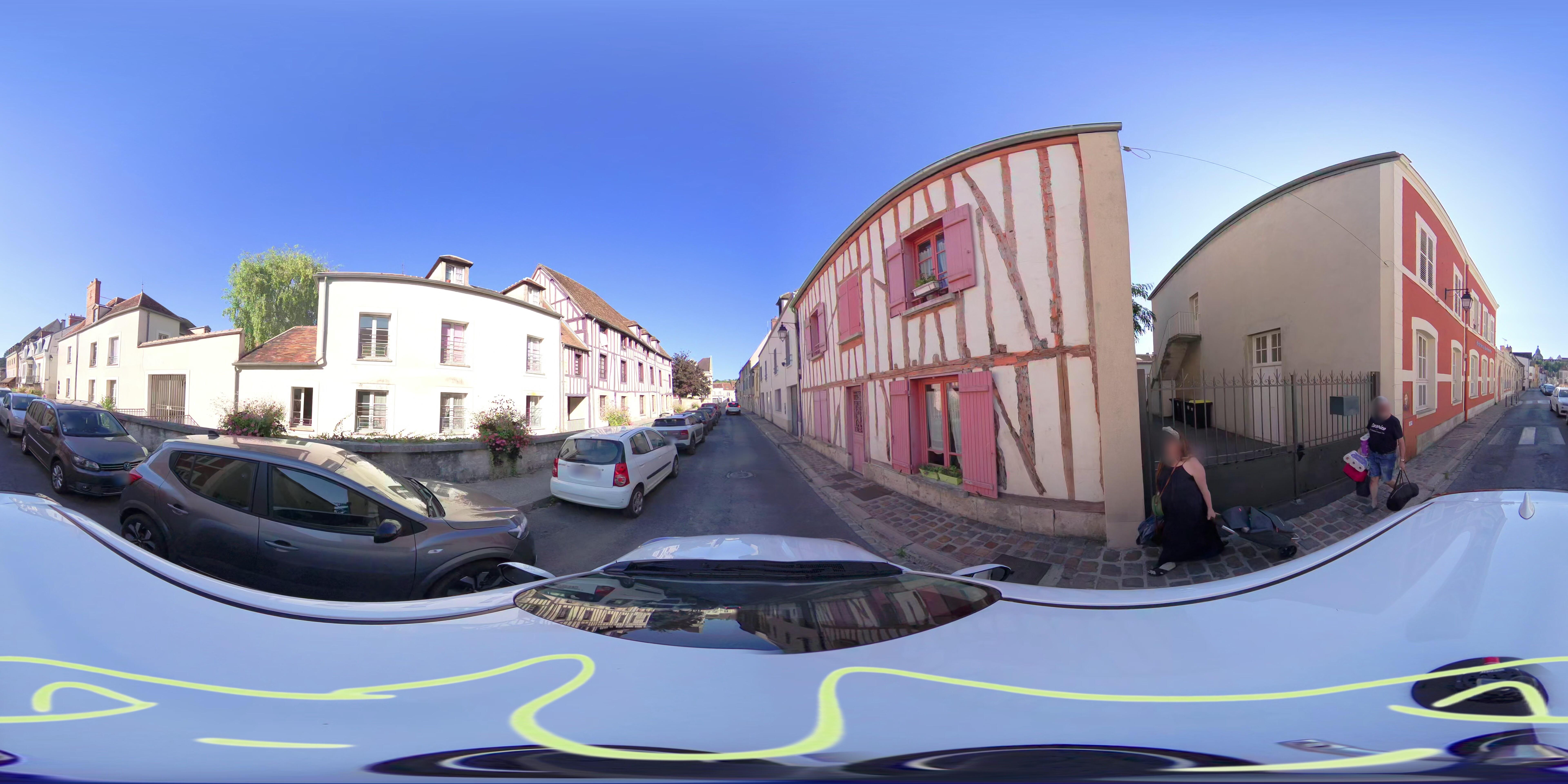 Street view of Provins