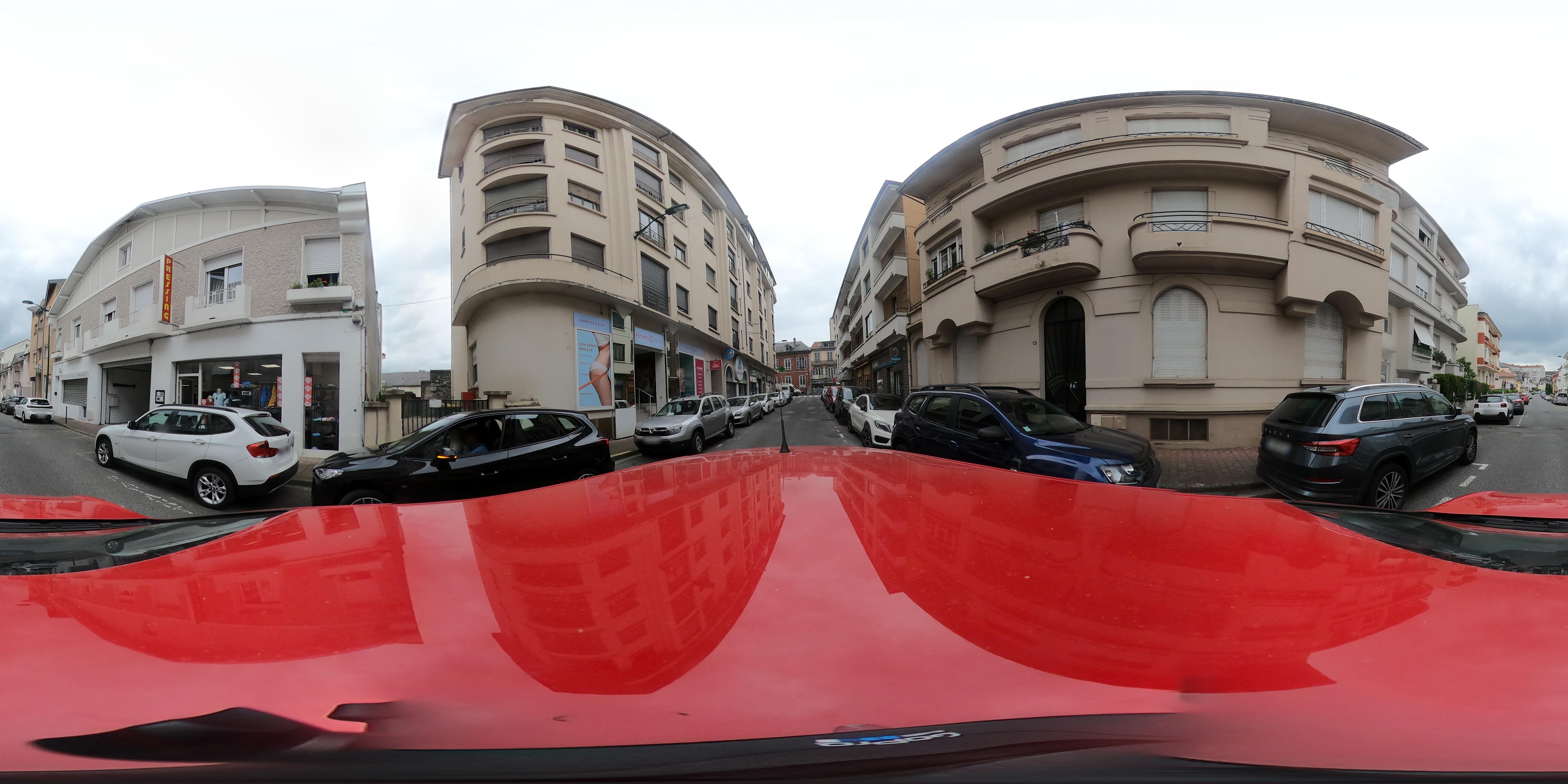 Street view of Lourdes