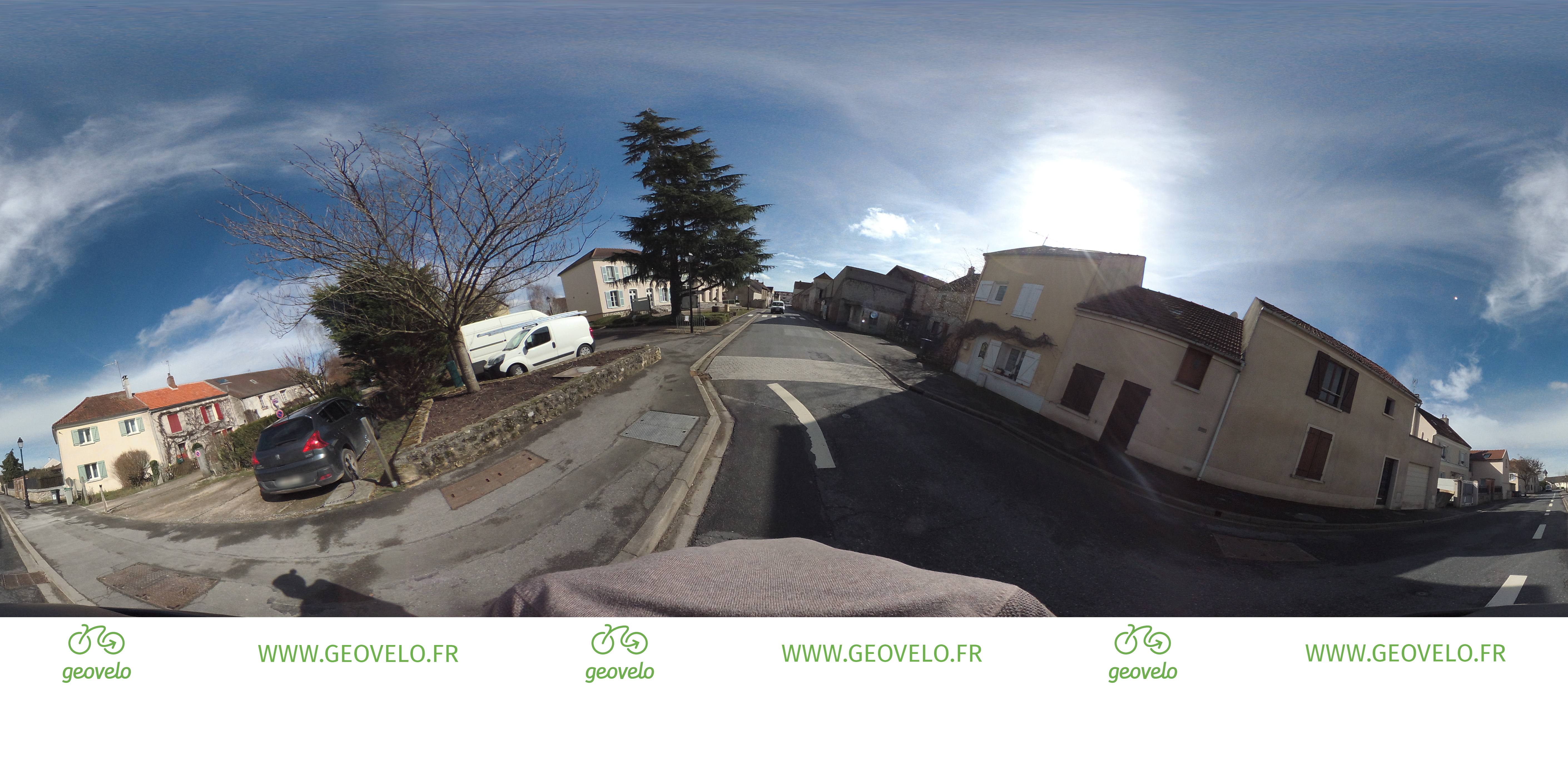 Street view of Serris