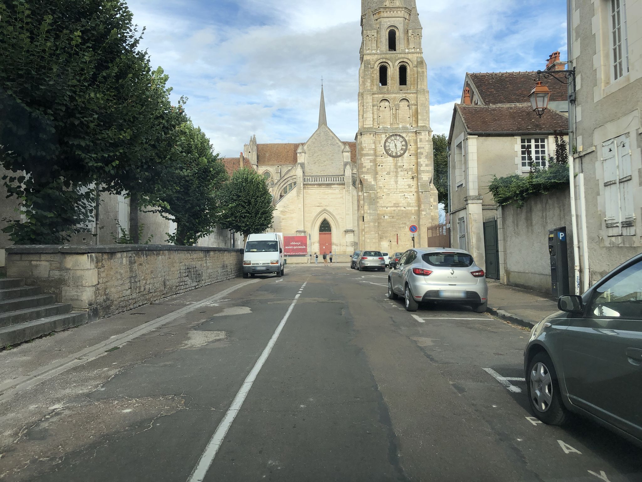 Street view of Auxerre