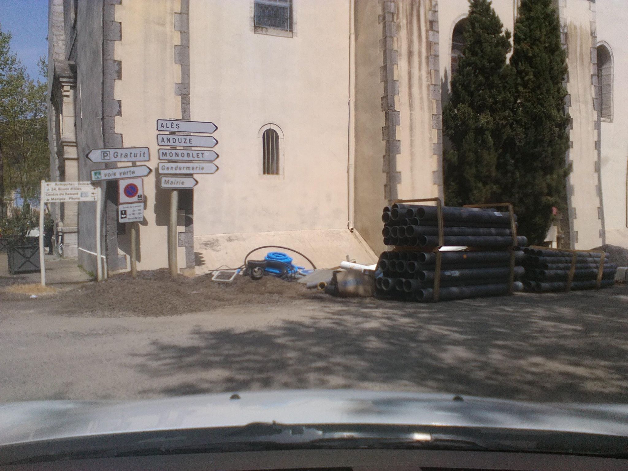 Street view of Saint-Hippolyte-du-Fort