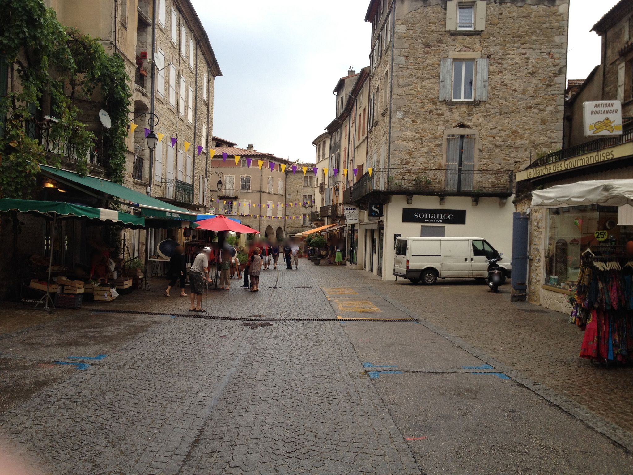 Street view of Les Vans
