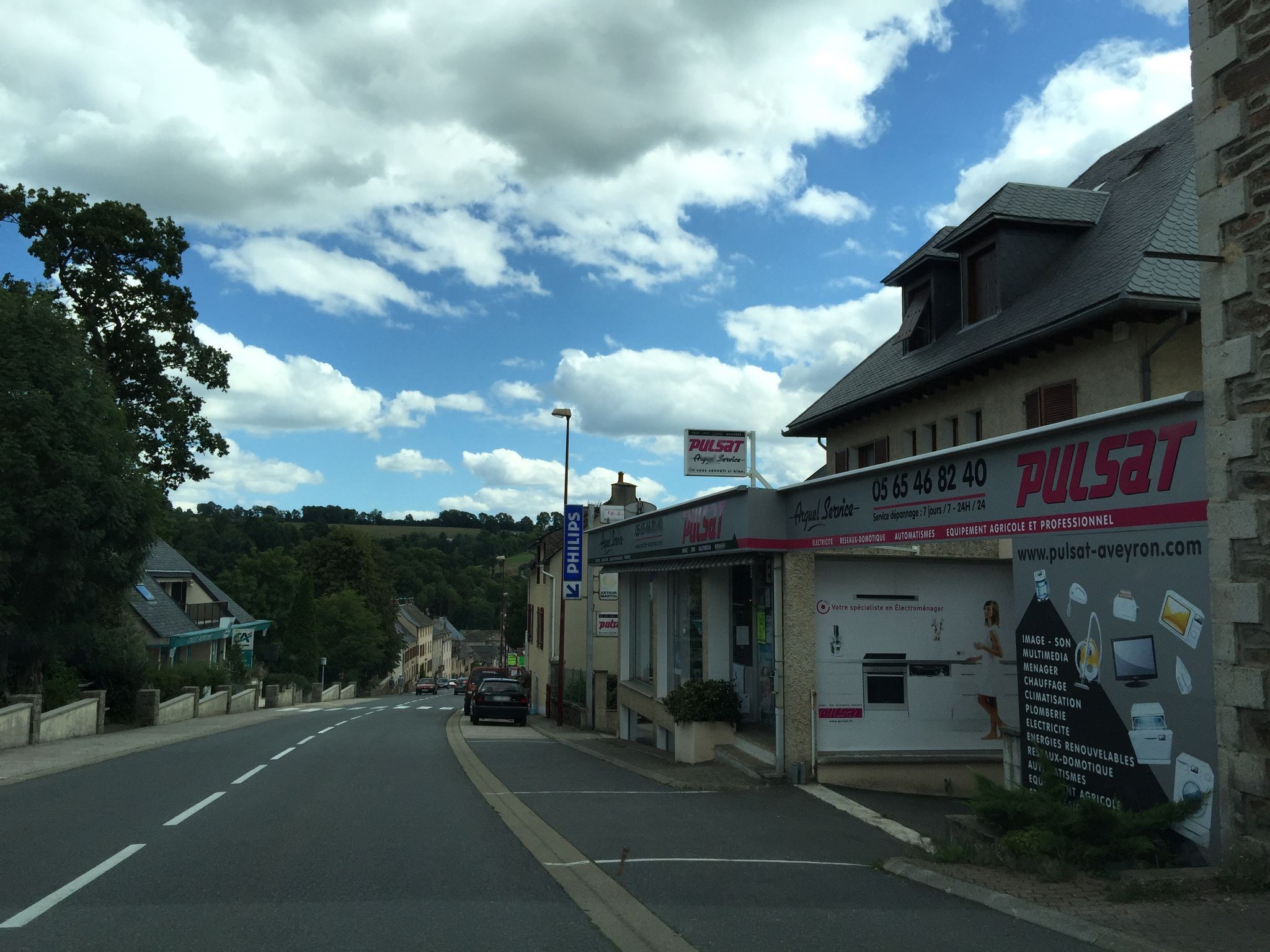 Street view of Pont-de-Salars