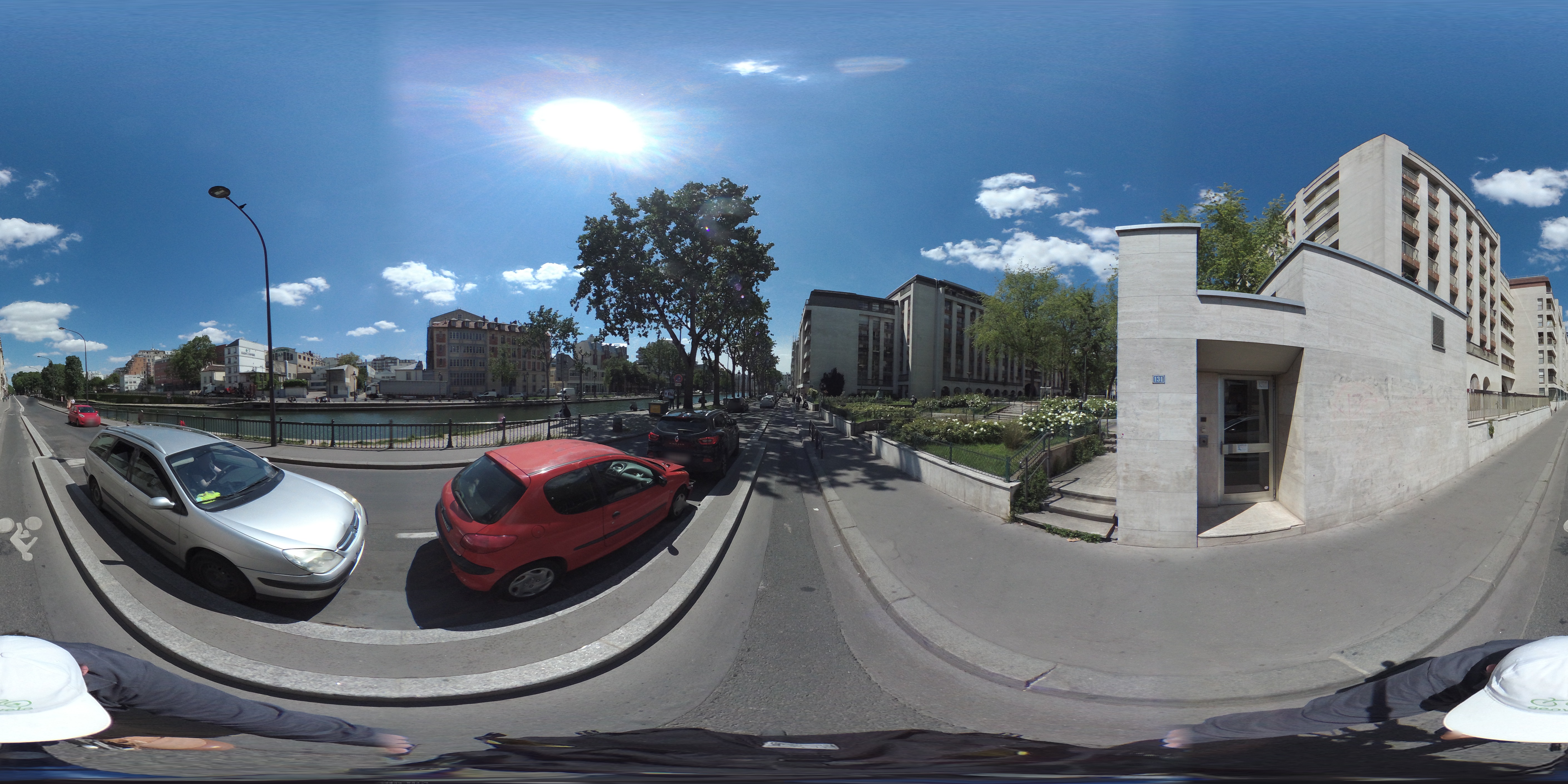 Street view of Hôpital Saint-Louis