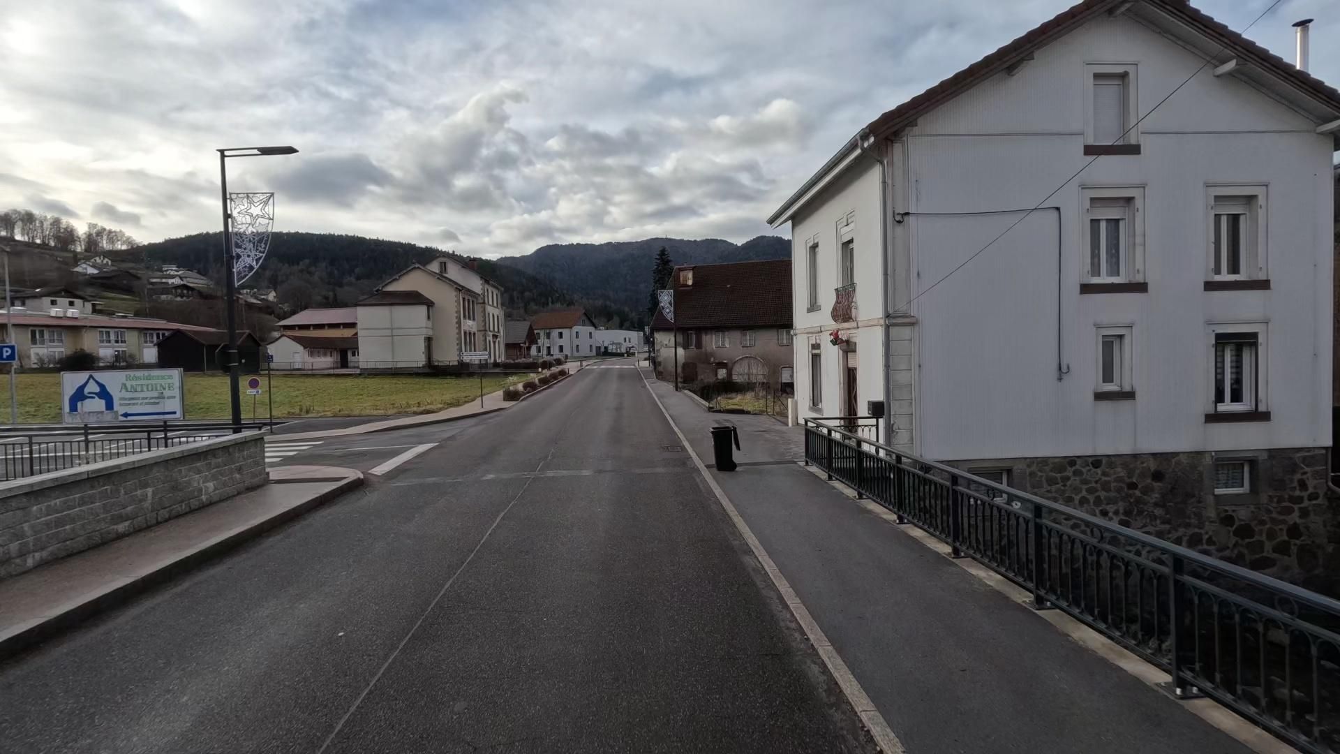 Street view of Saint-Maurice-sur-Moselle