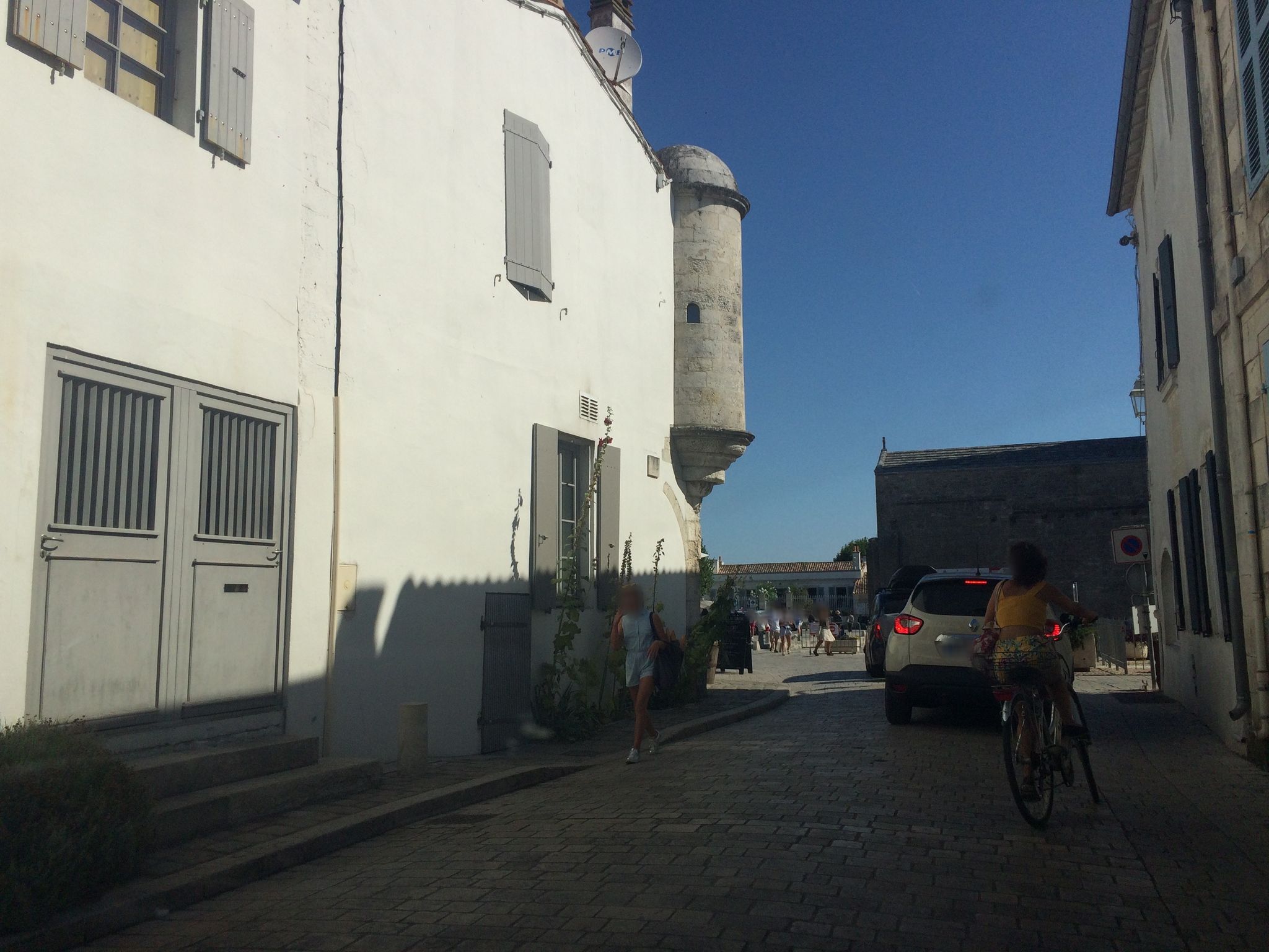 Street view of Ars-en-Ré