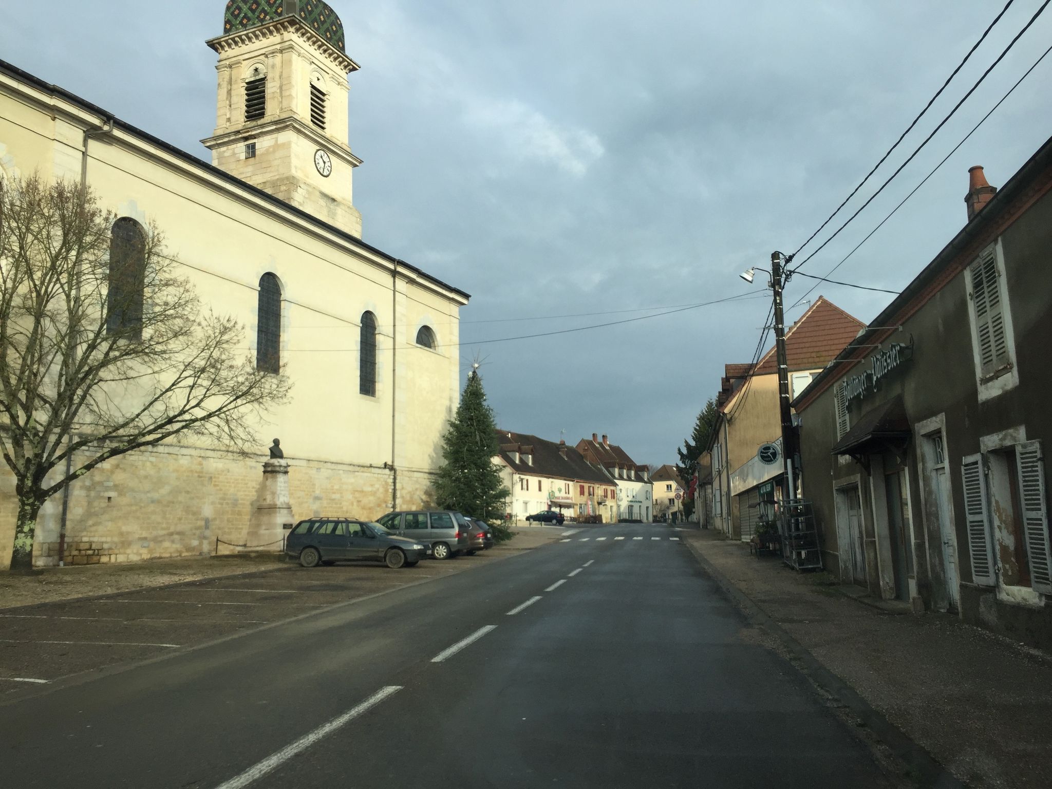 Street view of Mont-sous-Vaudrey