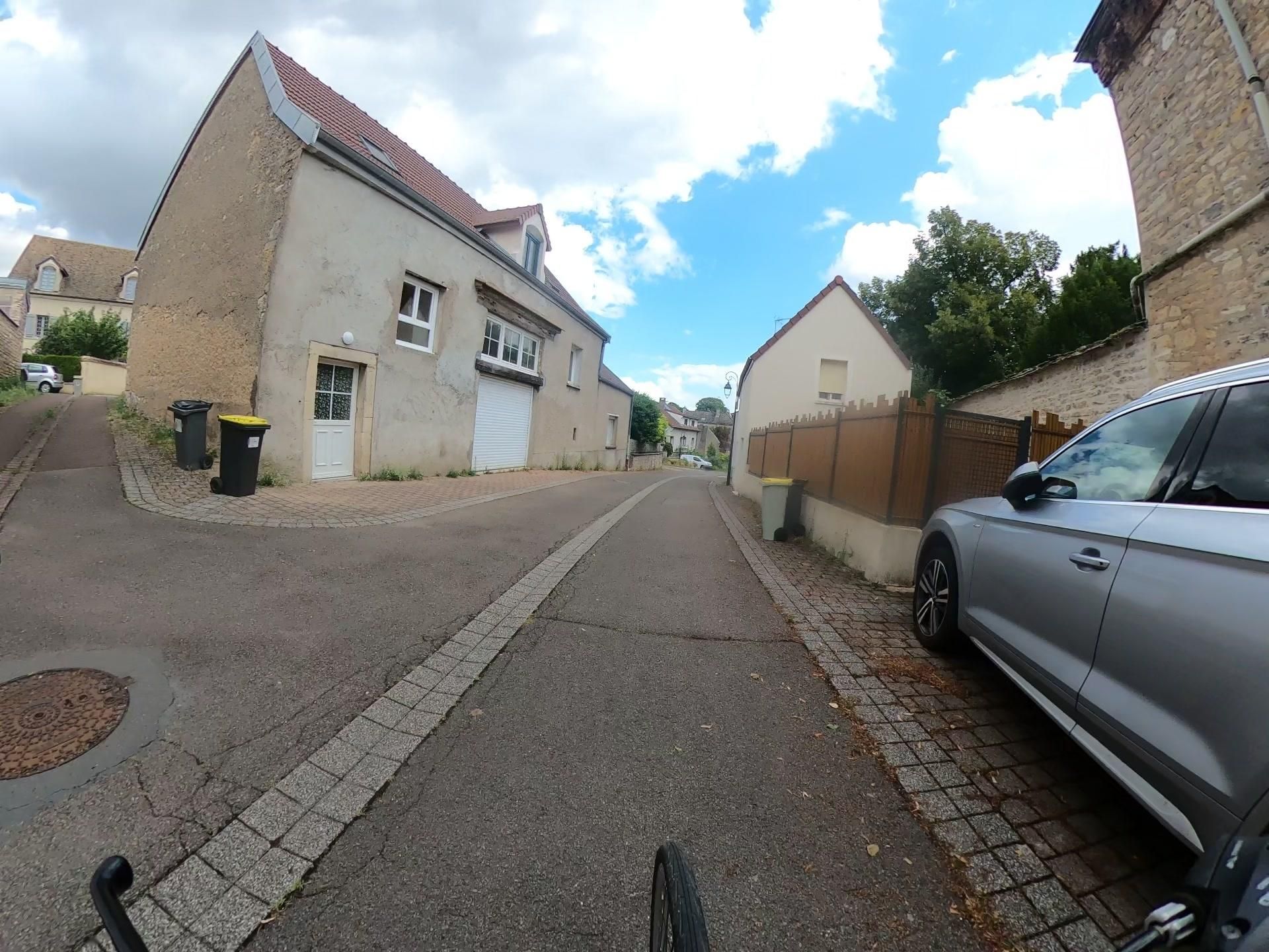 Street view of Saint-Apollinaire