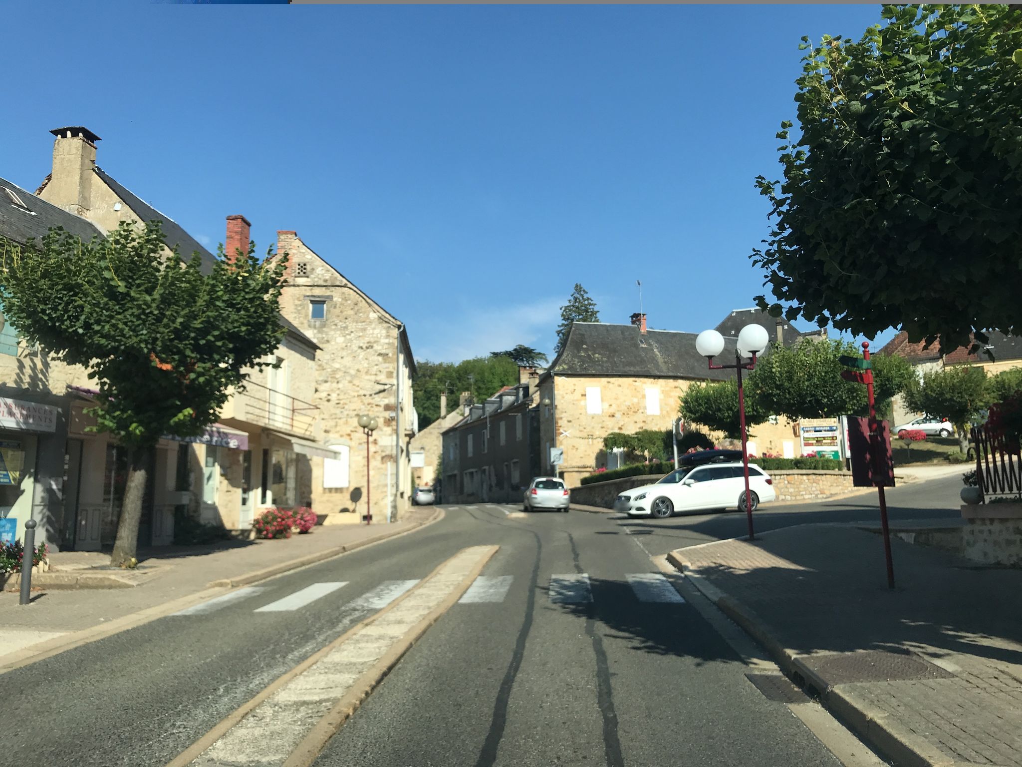 Street view of Le Vigan-en-Quercy