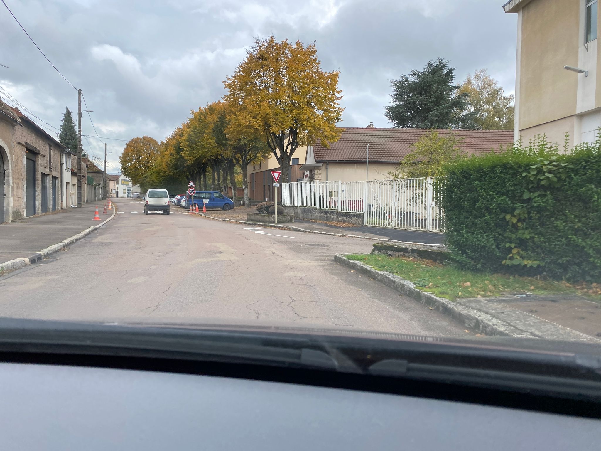 Street view of Saulieu