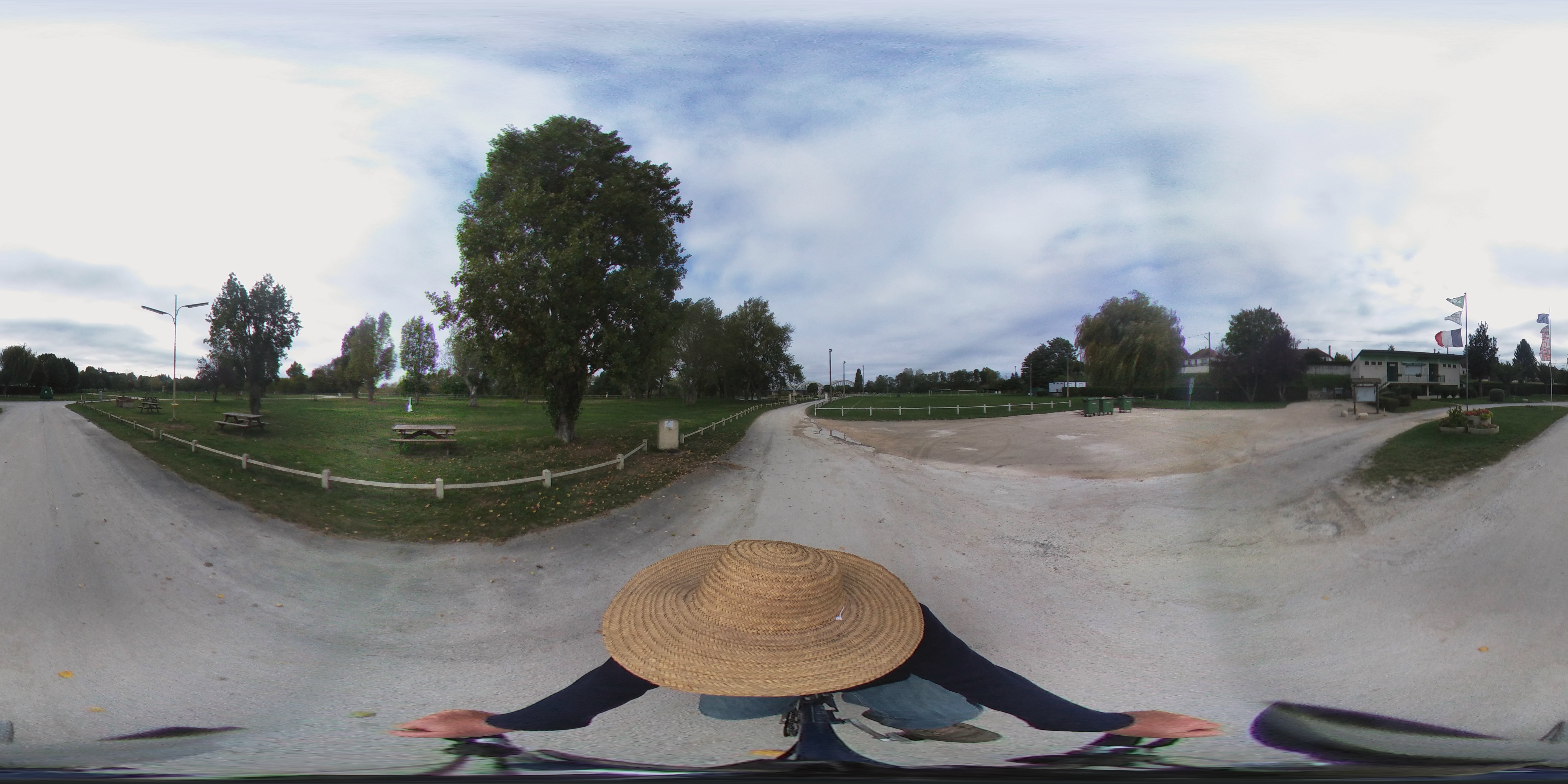 Street view of Muides-sur-Loire