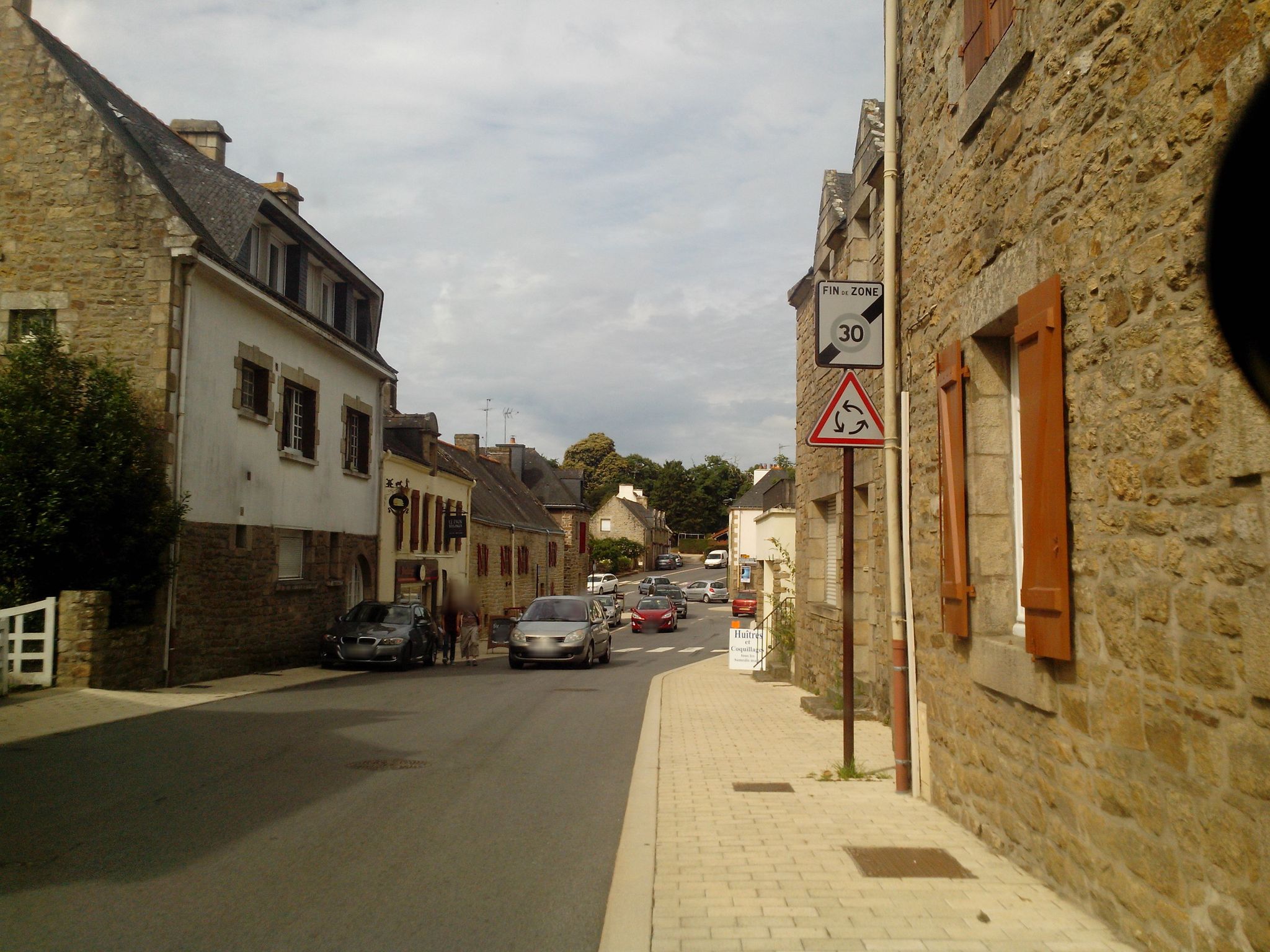 Street view of Ploemel