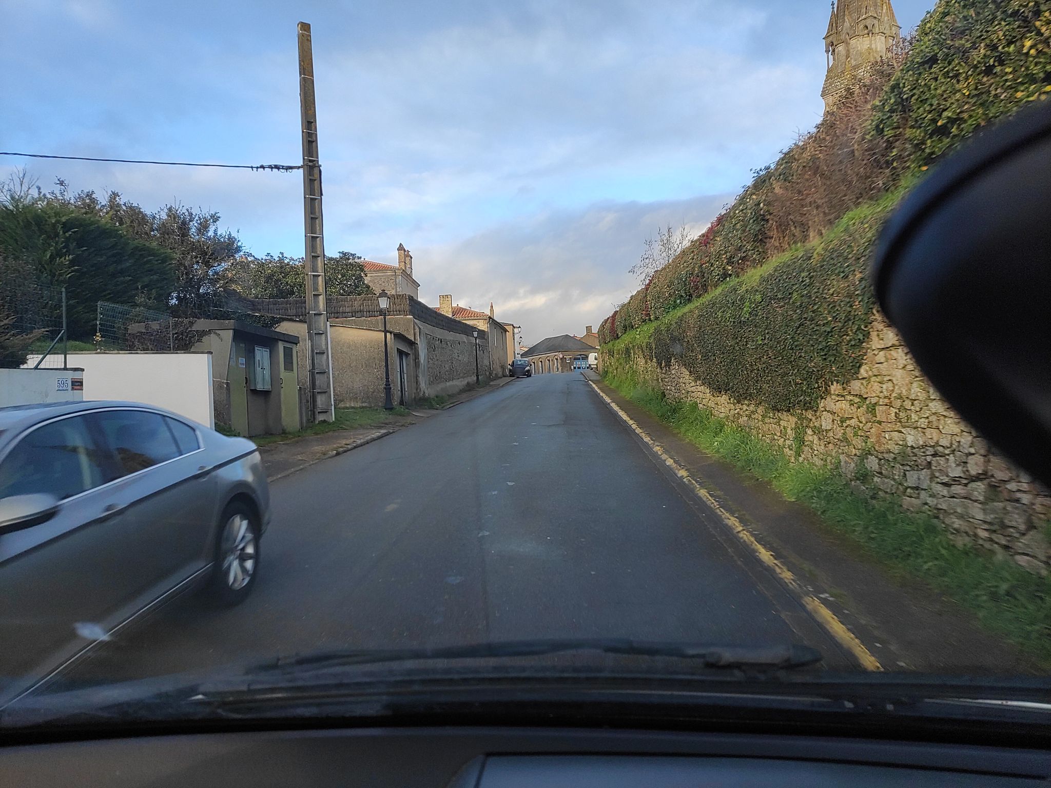 Street view of Saint-Hilaire de Talmont