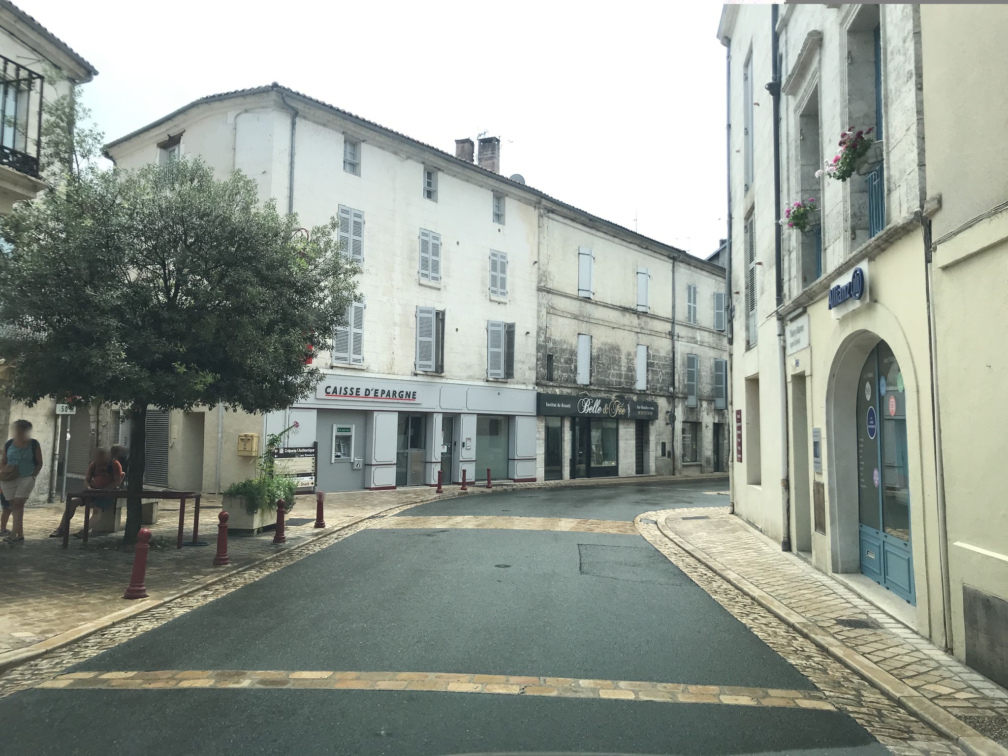 Street view of Brantôme